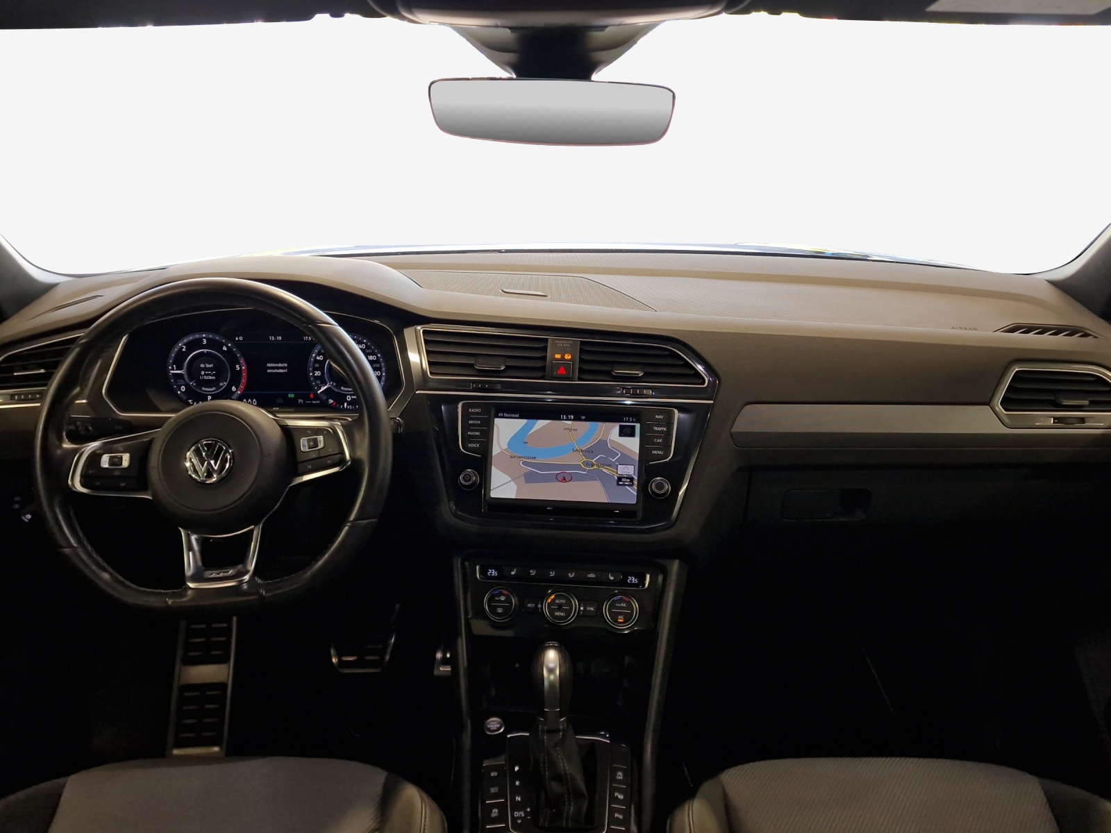VW Tiguan 2.0 TDI SCR Highline 4Motion DSG-image-8