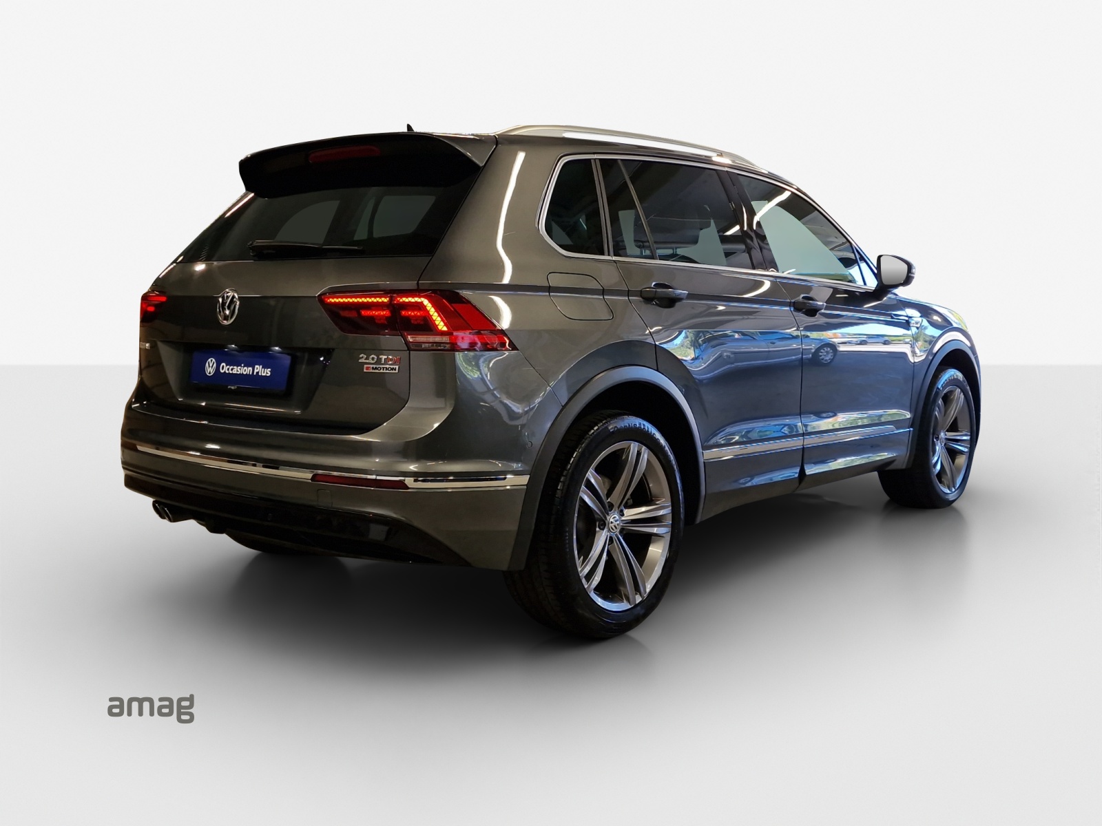 VW Tiguan 2.0 TDI SCR Highline 4Motion DSG-image-4