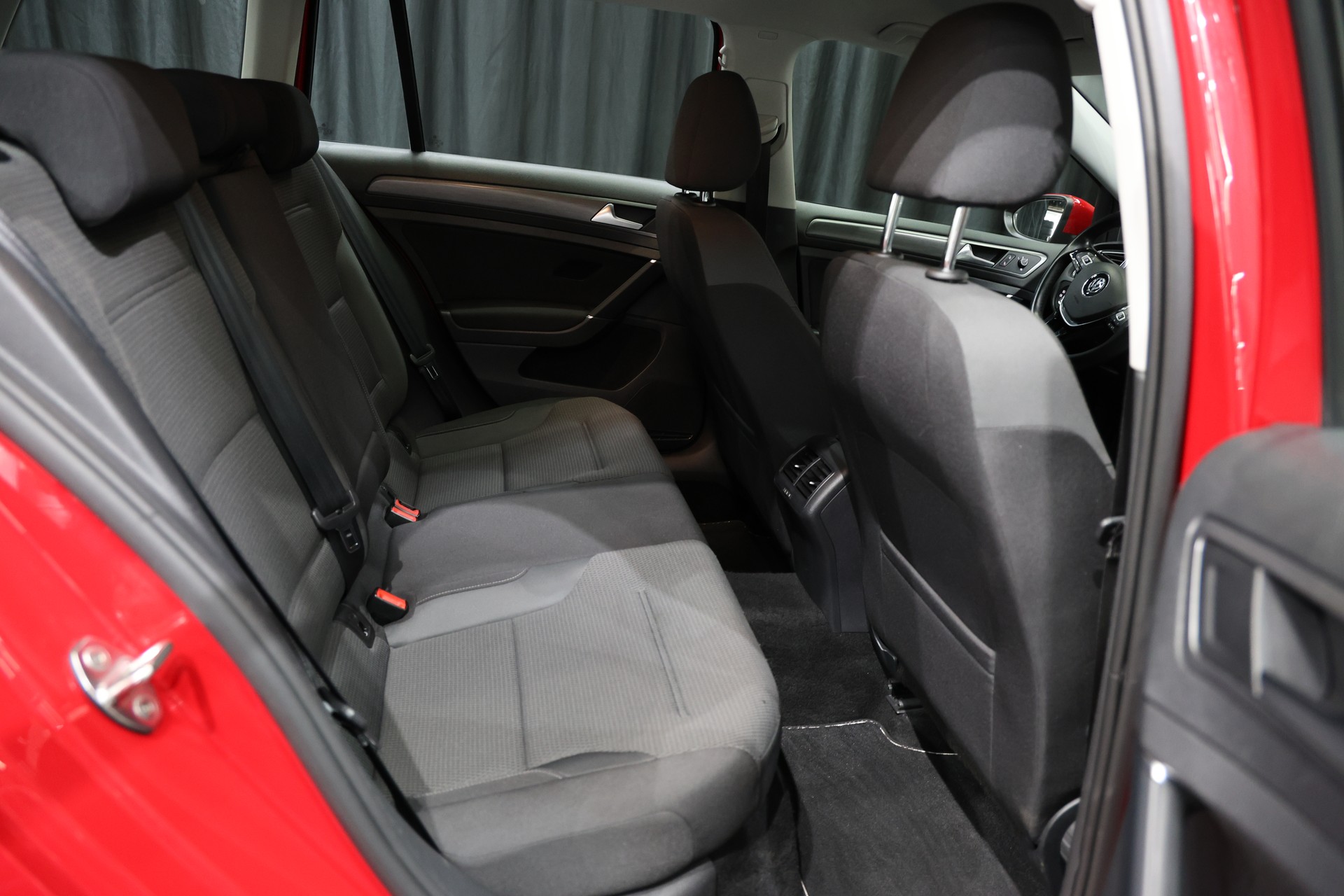 VW Golf Variant 2.0 TDI Comfortline DSG-image-7