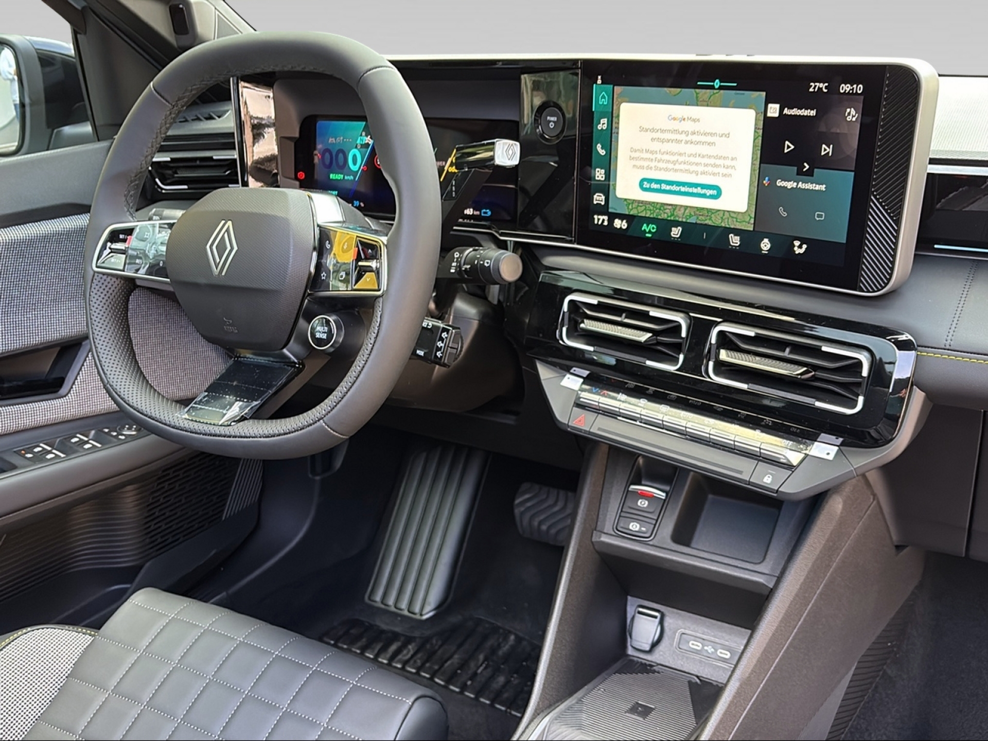 RENAULT R4 E-Tech-image-9