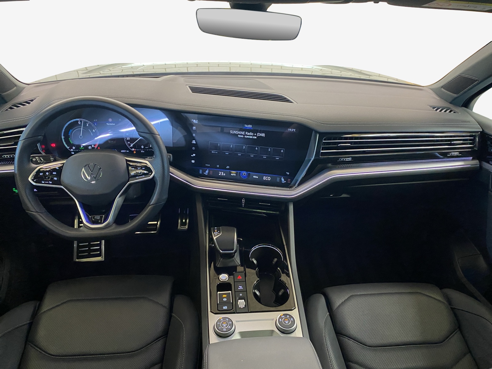 VW Touareg 3.0 TSI eHybrid R Tiptronic-image-9
