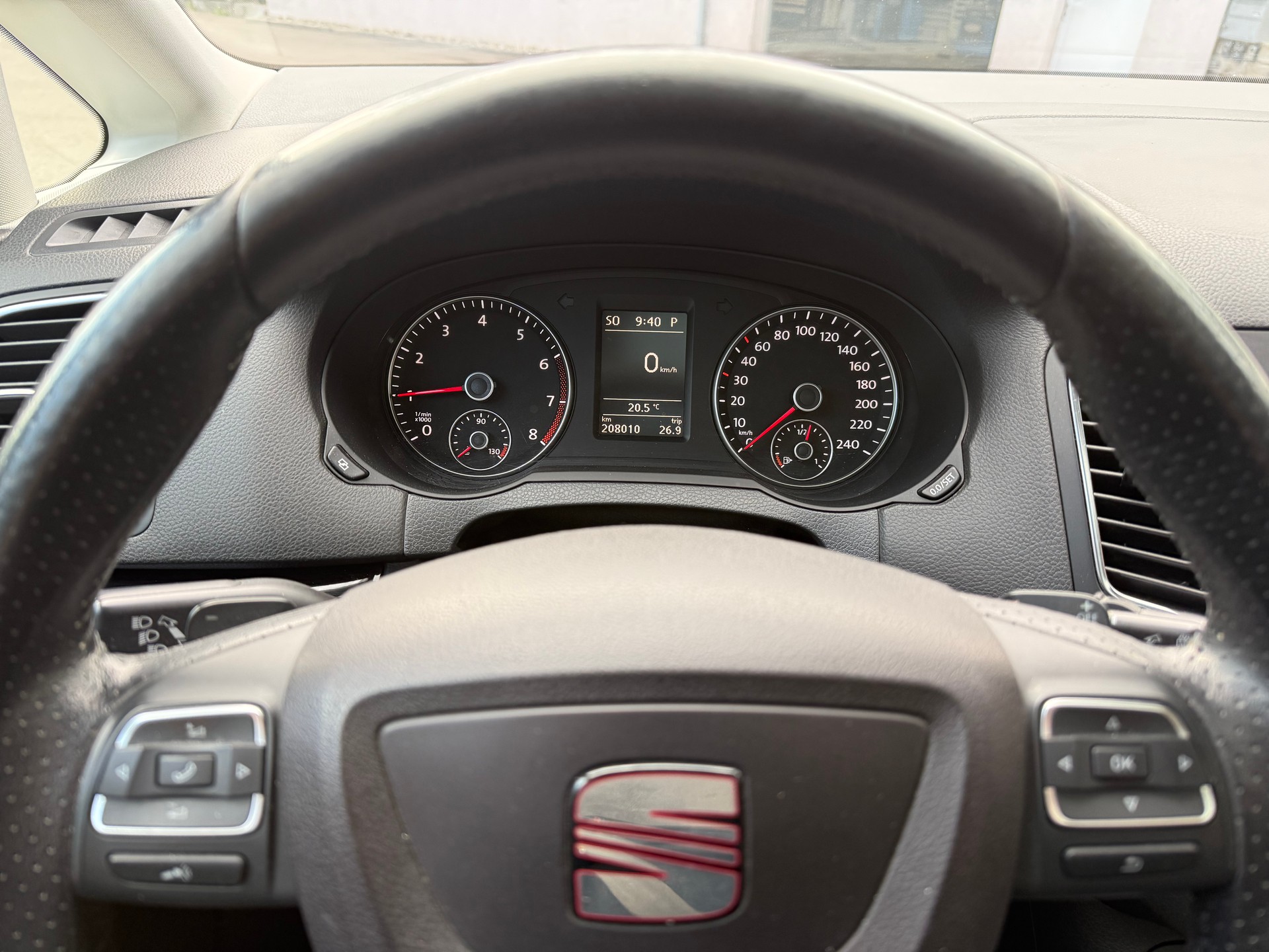 SEAT Alhambra 2.0 TSI Style DSG-image-10