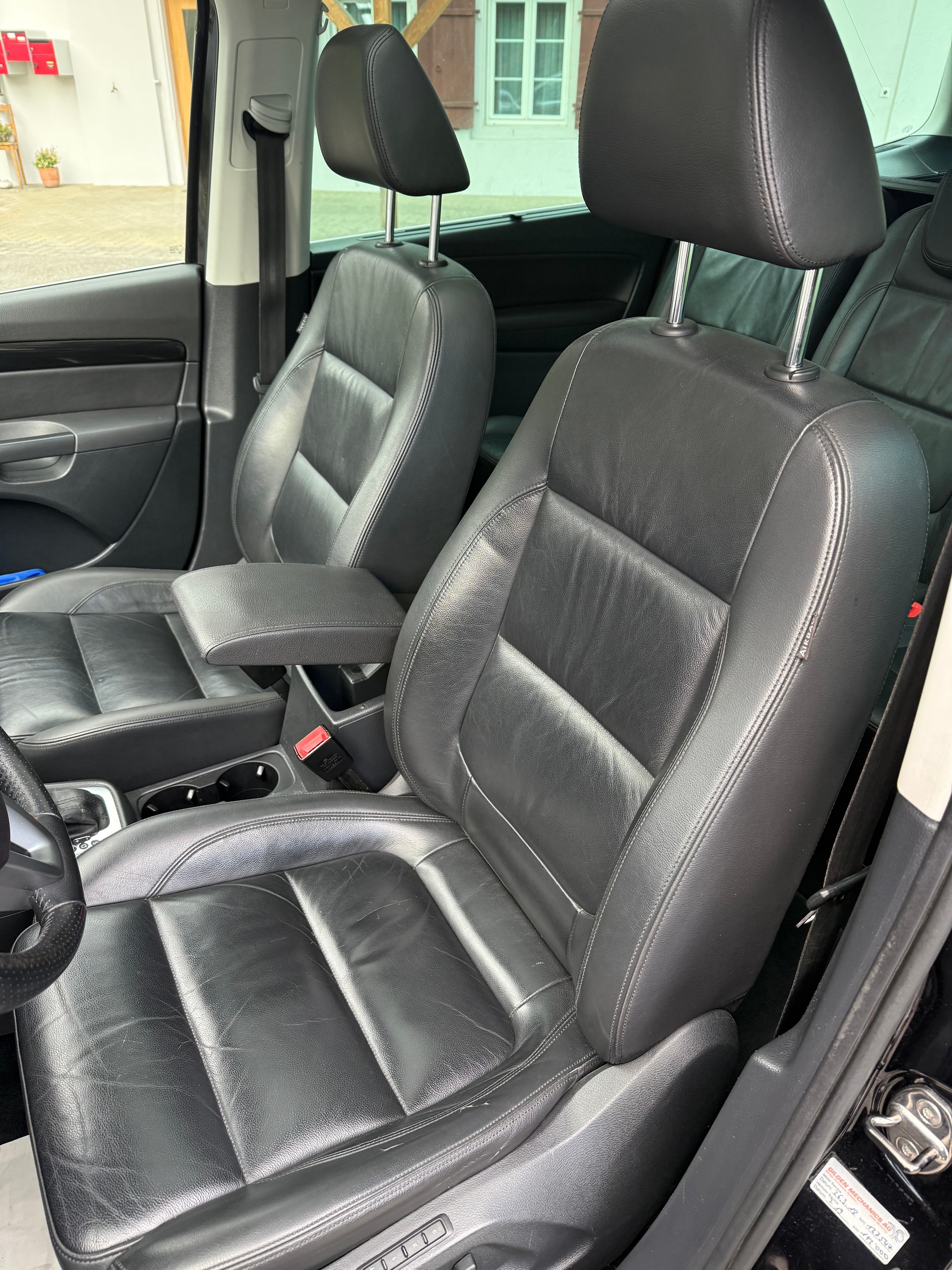 SEAT Alhambra 2.0 TSI Style DSG-image-8