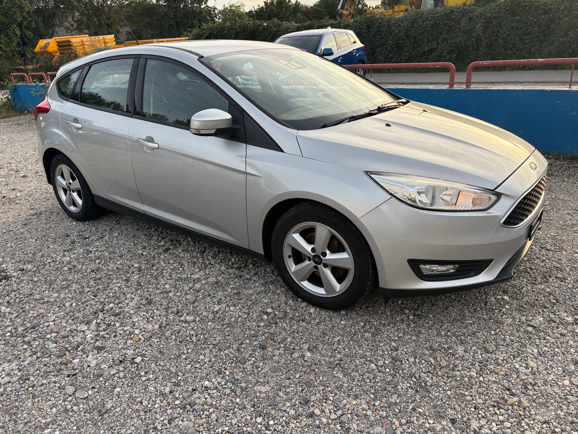 FORD FOCUS-image-1