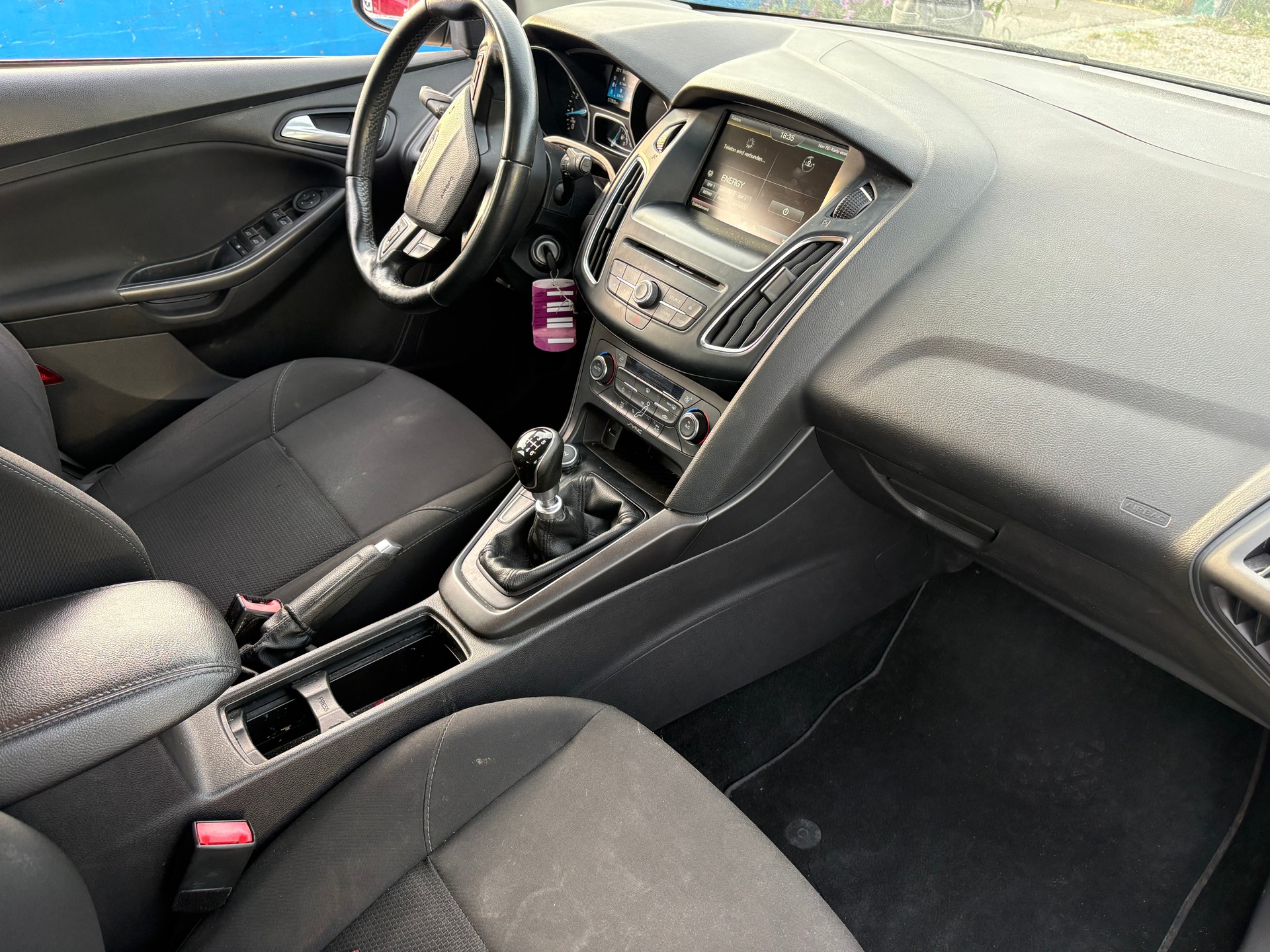 FORD FOCUS-image-5
