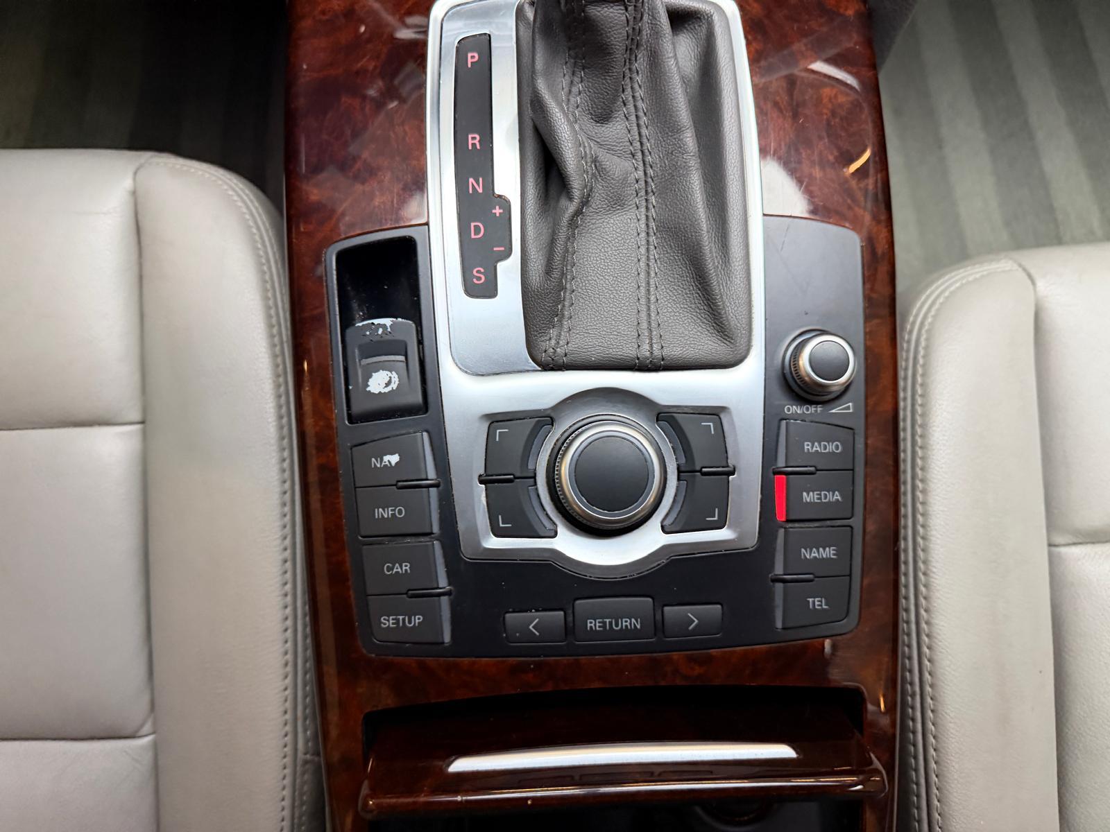 AUDI A6 2.8 V6 FSI quattro-image-21