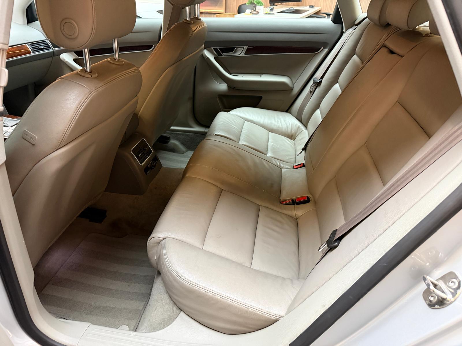 AUDI A6 2.8 V6 FSI quattro-image-18