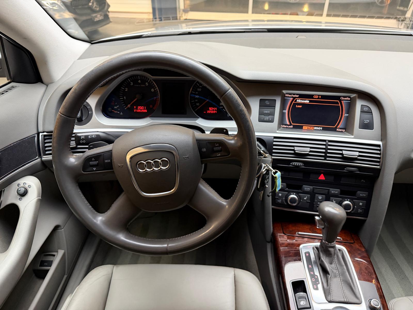 AUDI A6 2.8 V6 FSI quattro-image-12