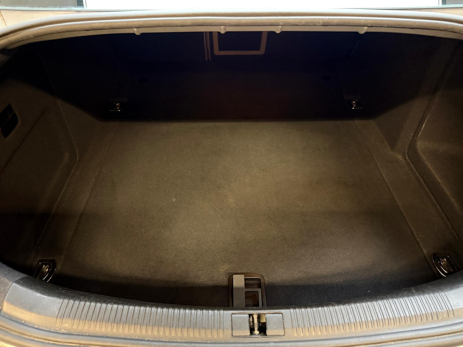 AUDI A6 2.8 V6 FSI quattro-image-10