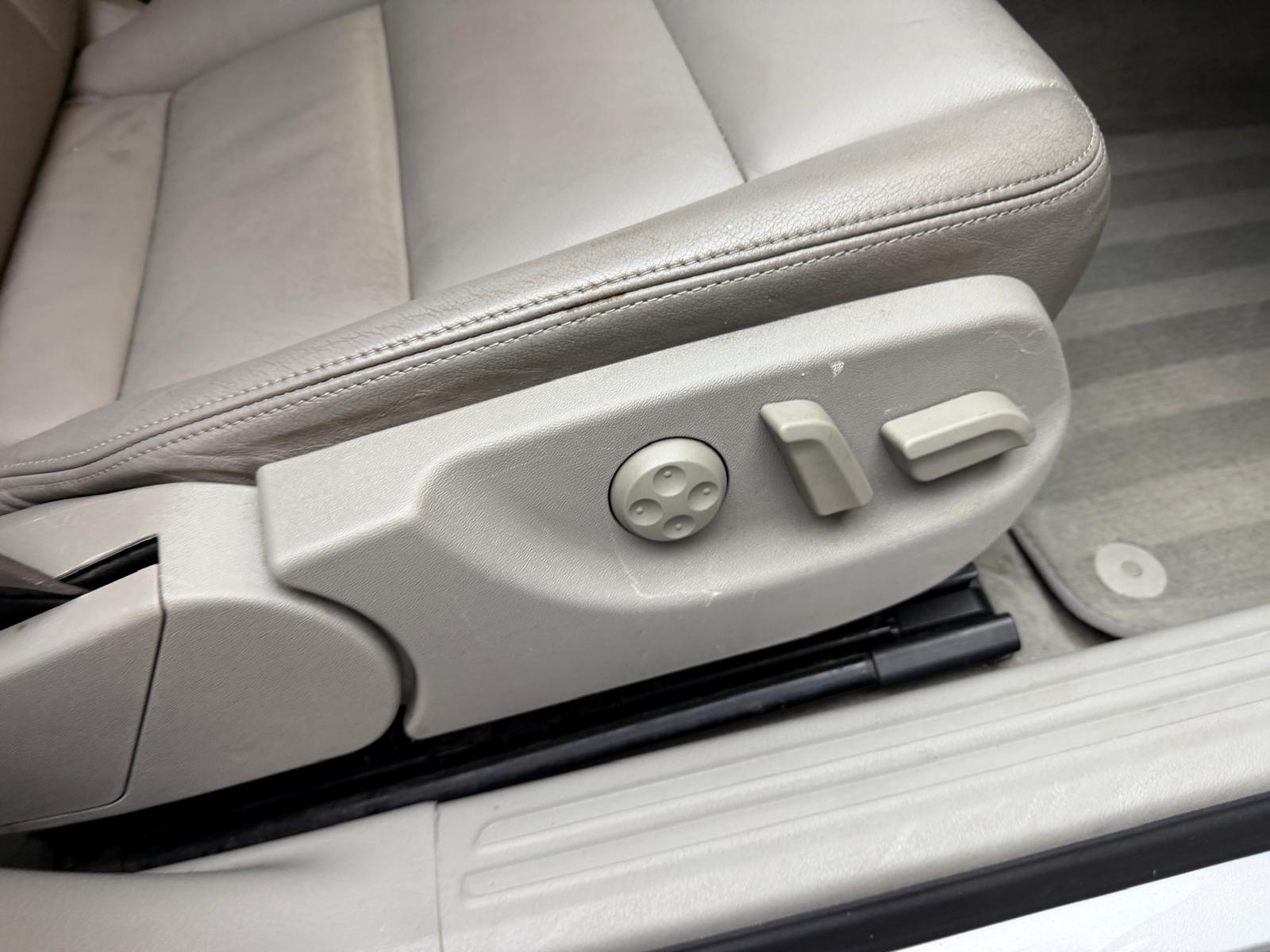 AUDI A6 2.8 V6 FSI quattro-image-19