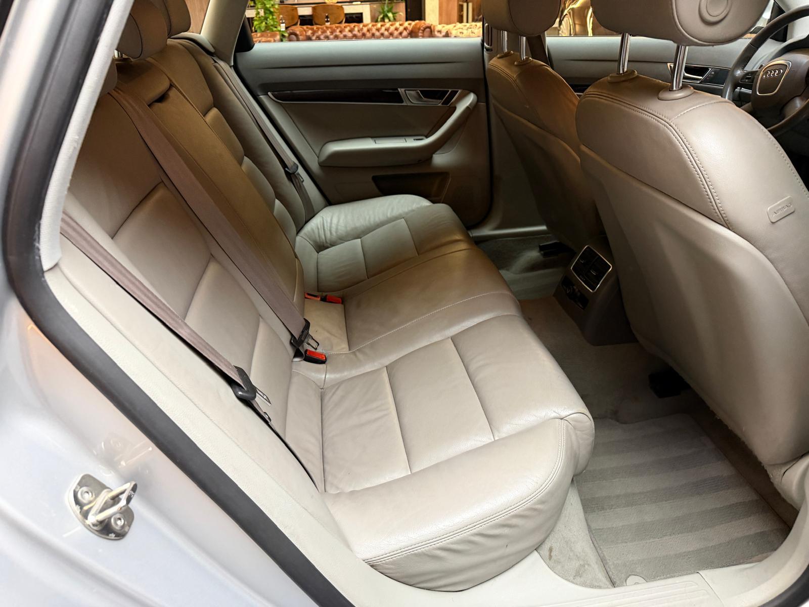 AUDI A6 2.8 V6 FSI quattro-image-17