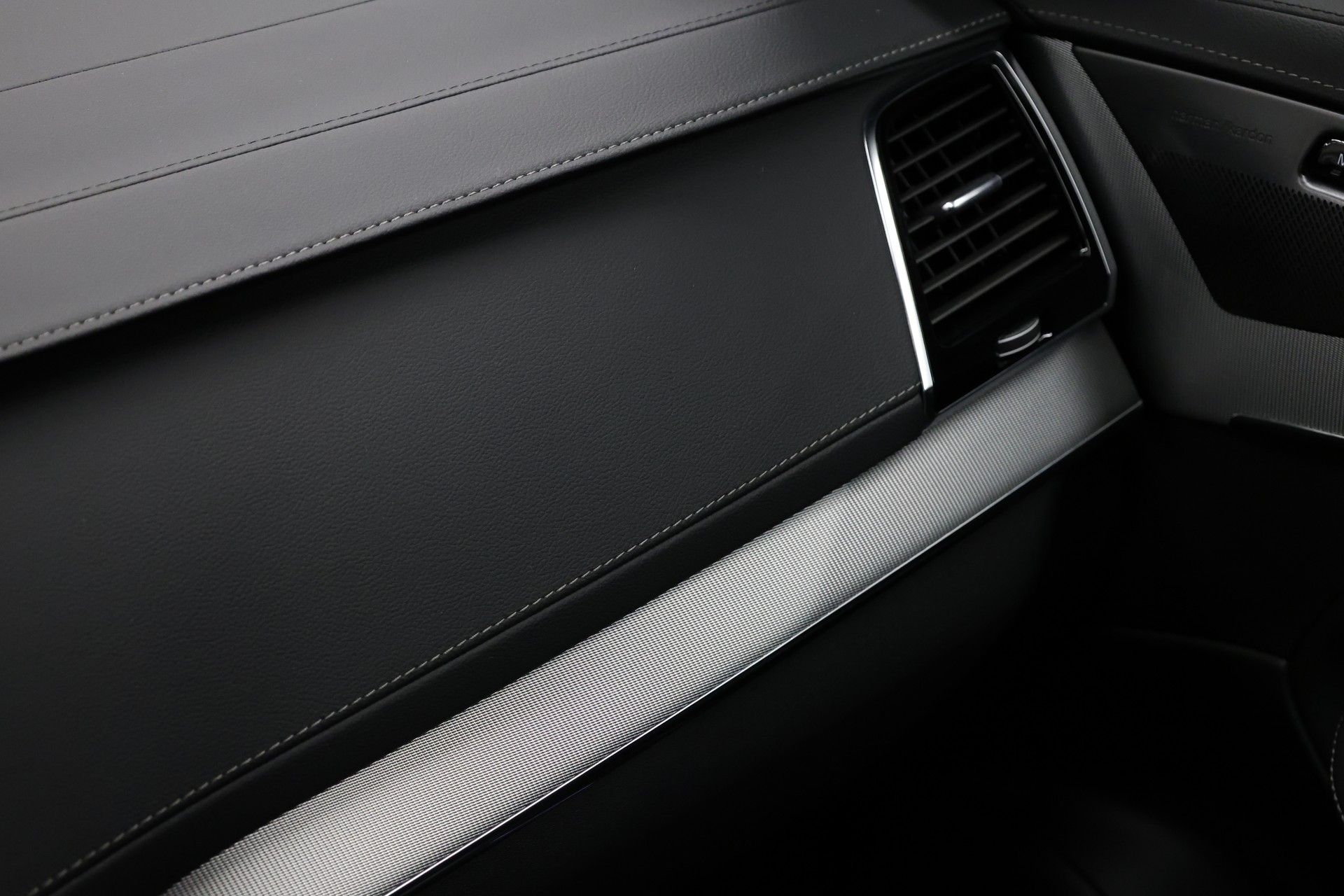 VOLVO XC90 2.0 T8 TE R-Design 7P. eAWD-image-27