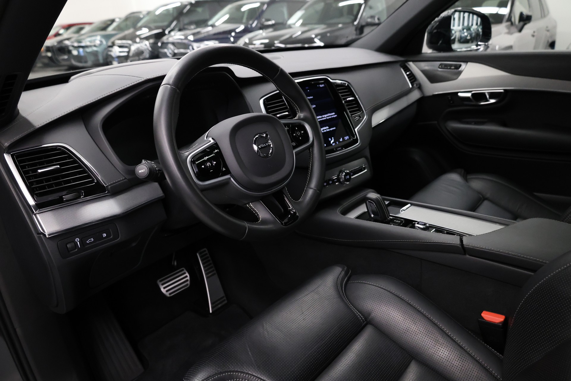 VOLVO XC90 2.0 T8 TE R-Design 7P. eAWD-image-15