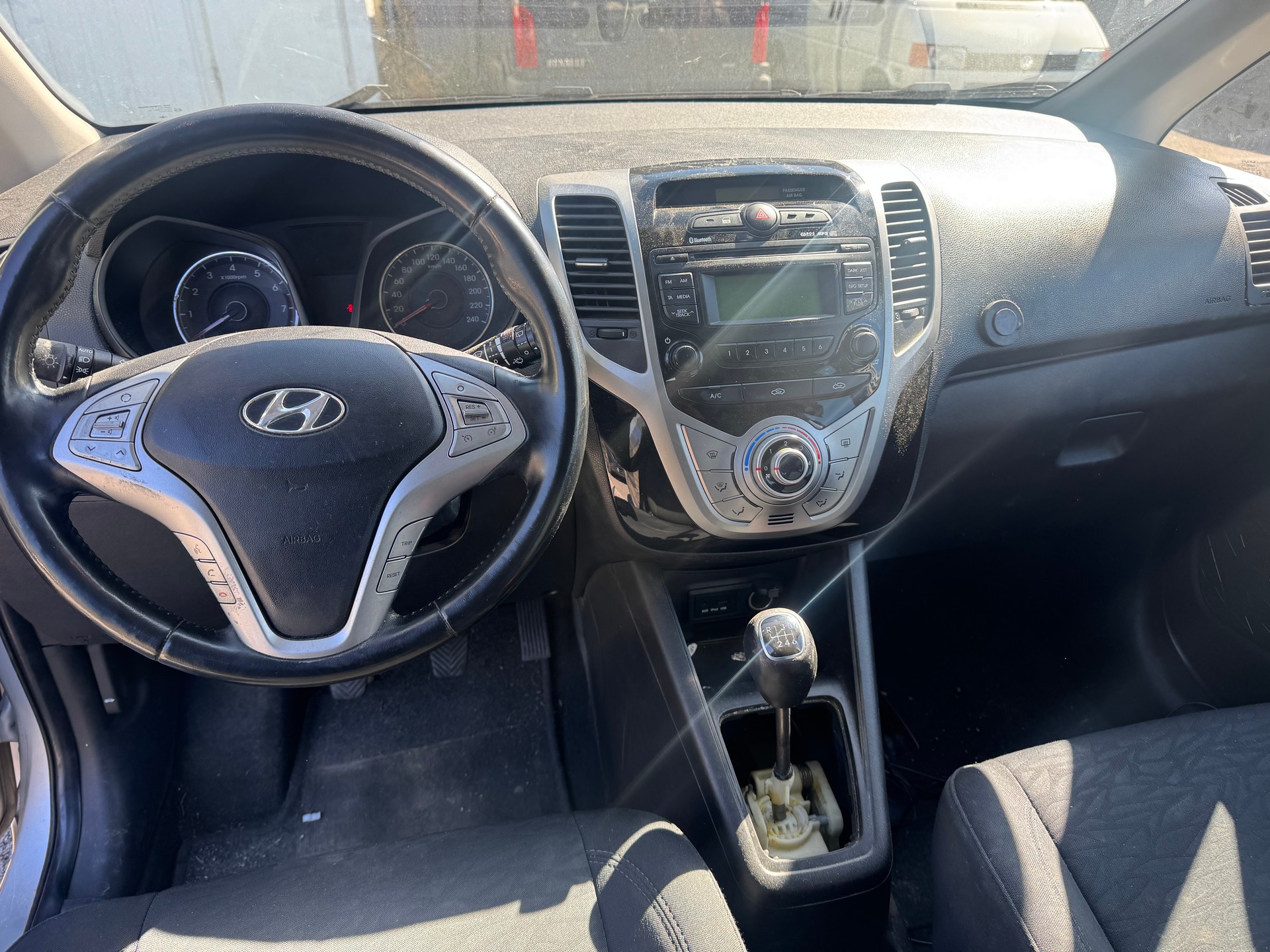 HYUNDAI iX20 1.6 Style-image-9