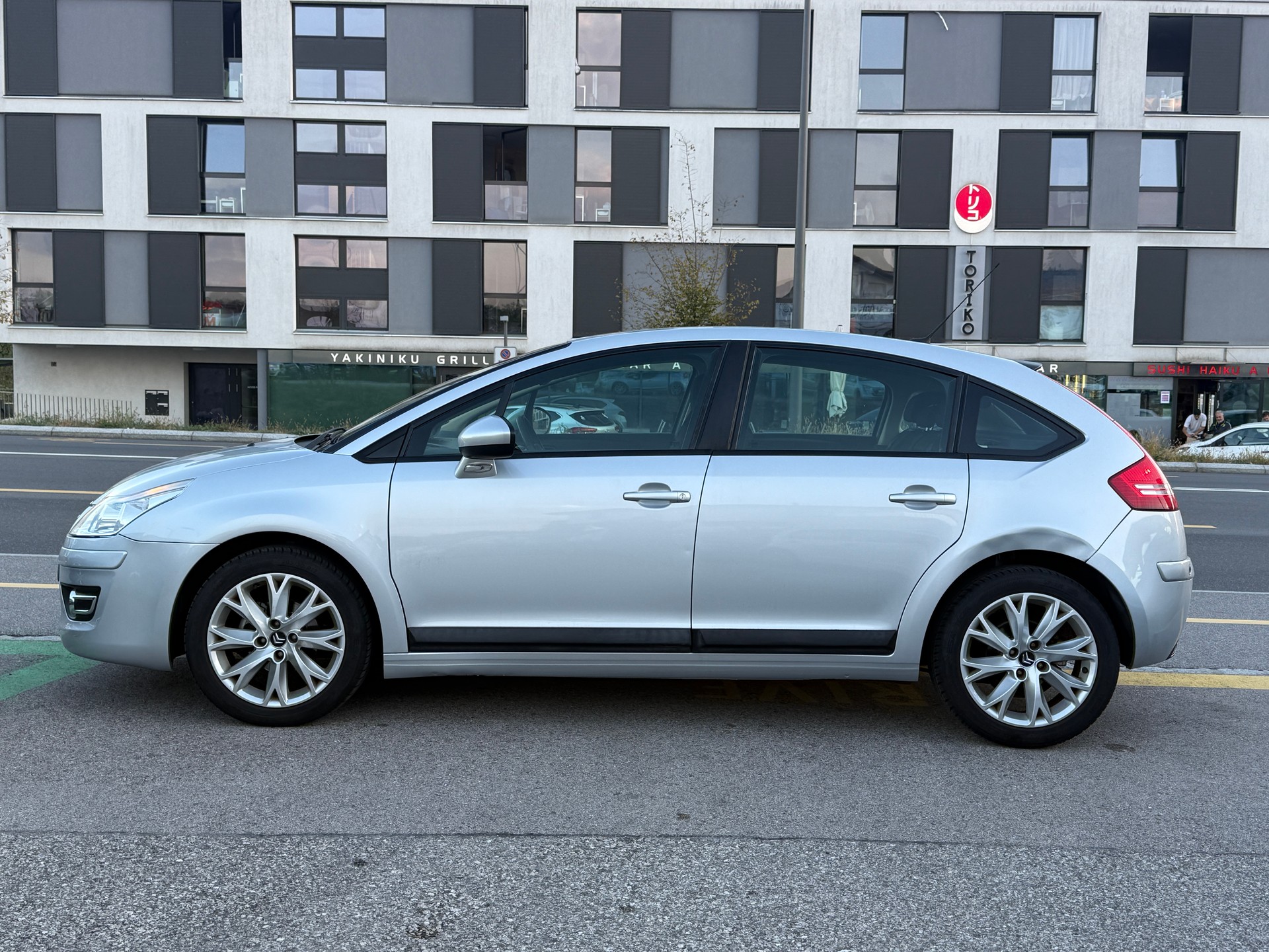 CITROEN C4 Berline 1.6i 16V VTR - Véhicule 1ère main - Nouvelle Expertise & Grand Service Fait : 03.10.2026 - Distribution par Chaîne.-image-7