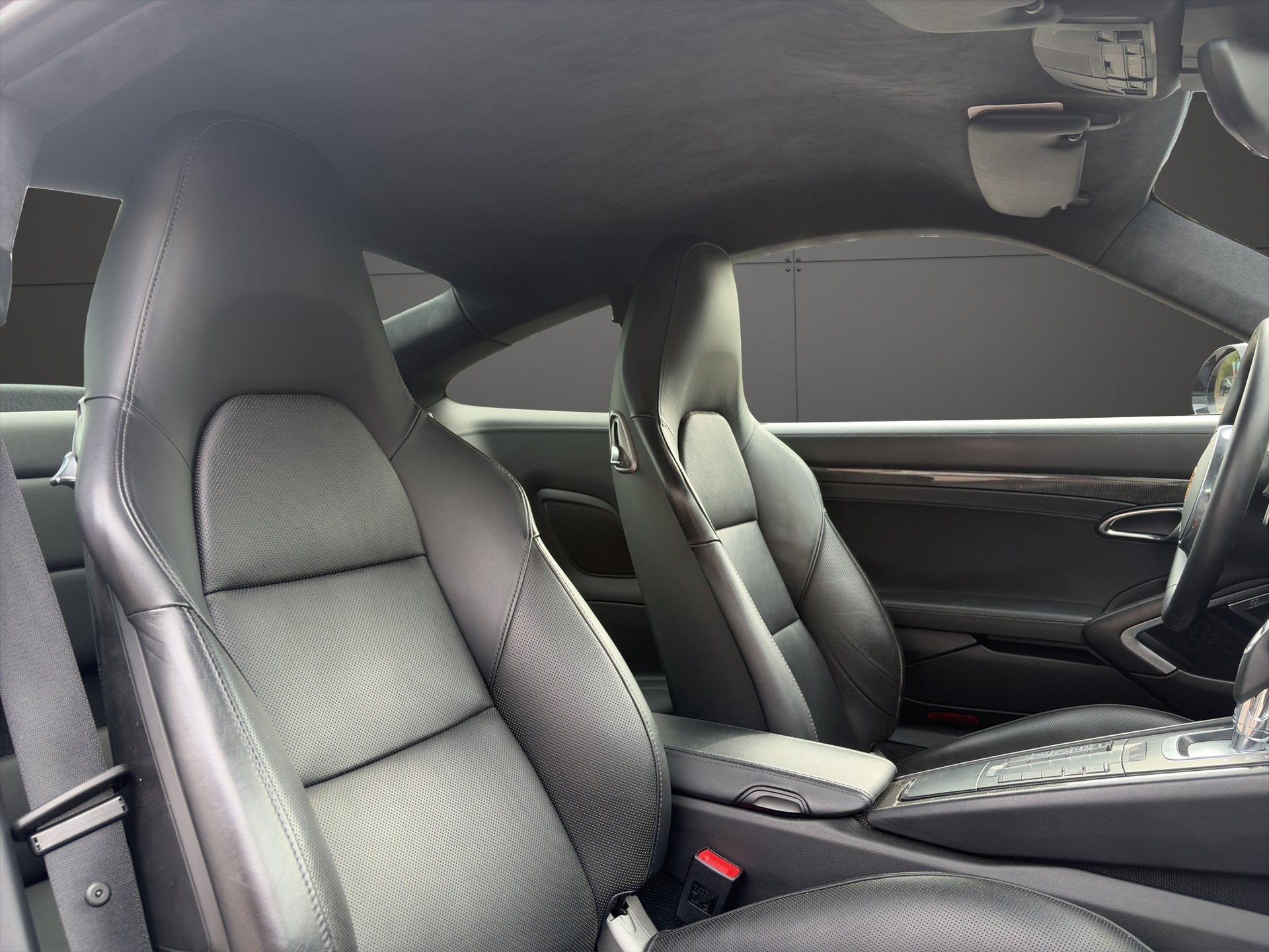 PORSCHE 911 Turbo S PDK-image-17