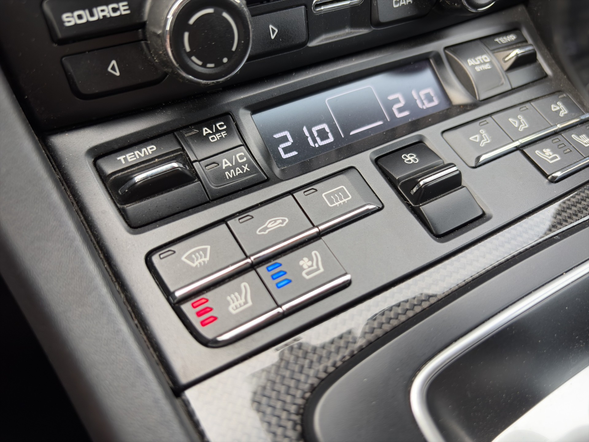 PORSCHE 911 Turbo S PDK-image-28