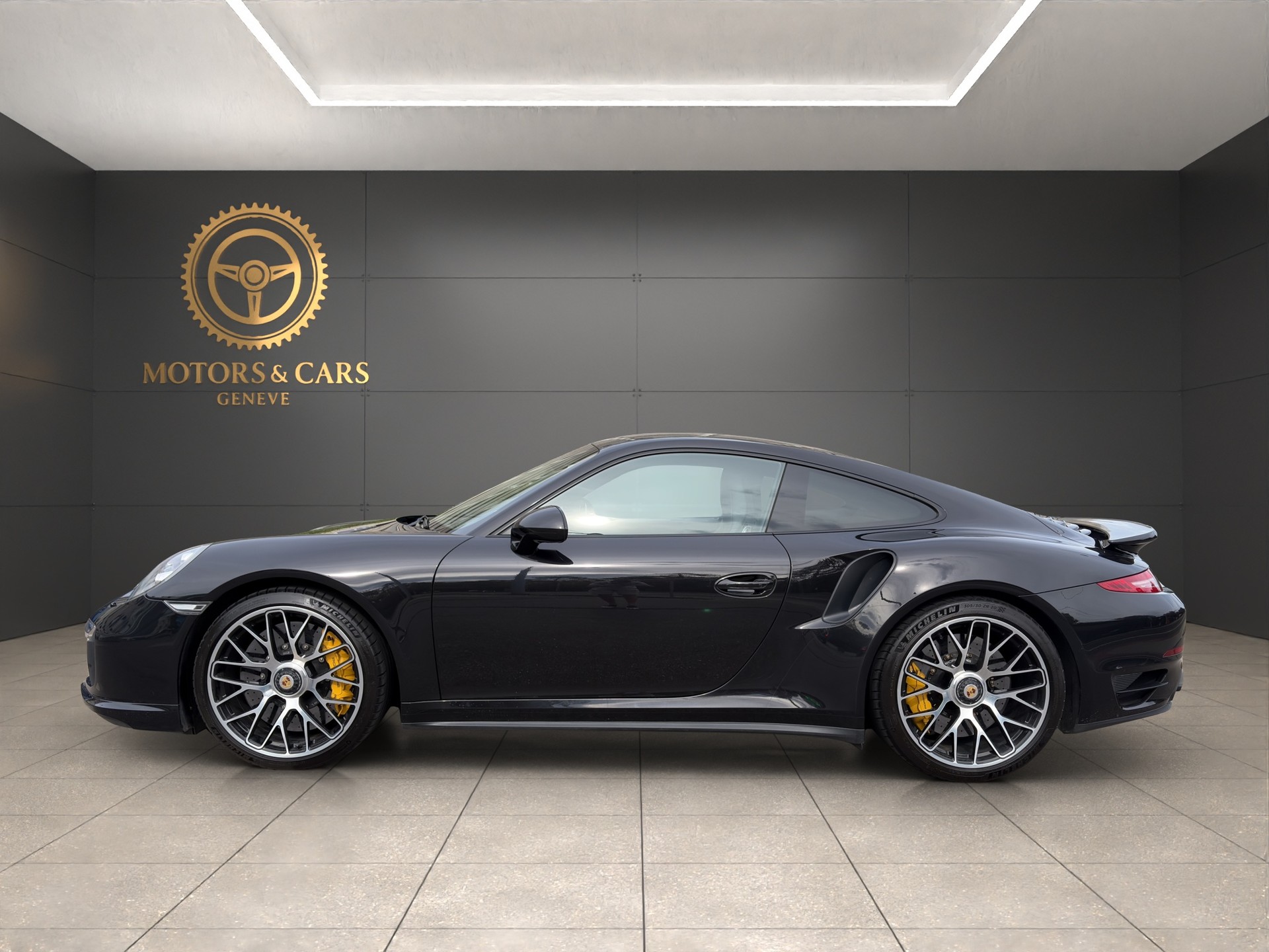 PORSCHE 911 Turbo S PDK-image-4