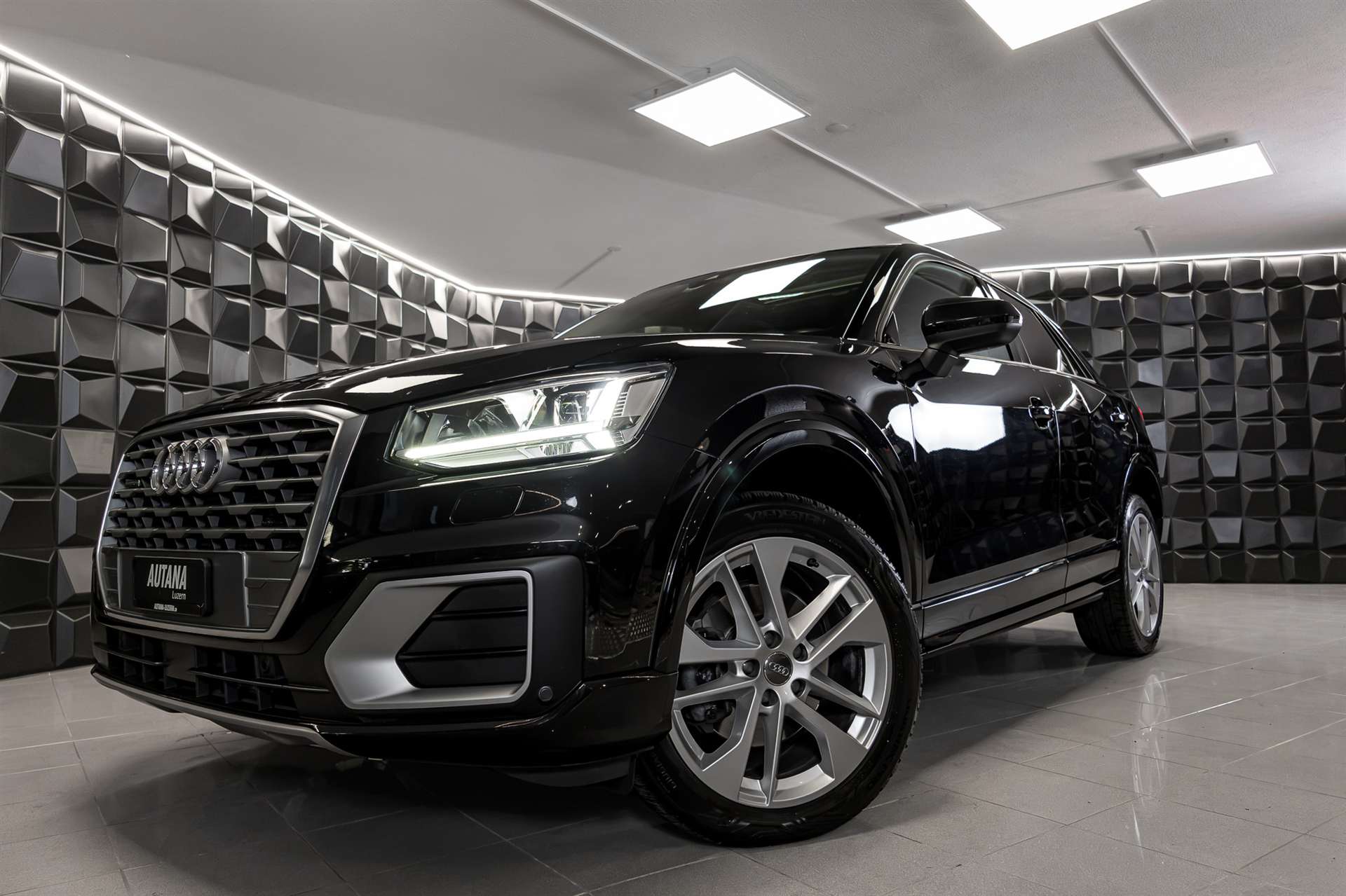 AUDI Q2 2.0 TFSI sport quattro S-tronic-image-27