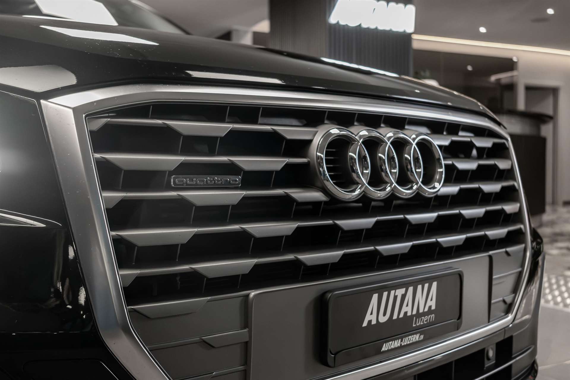 AUDI Q2 2.0 TFSI sport quattro S-tronic-image-28