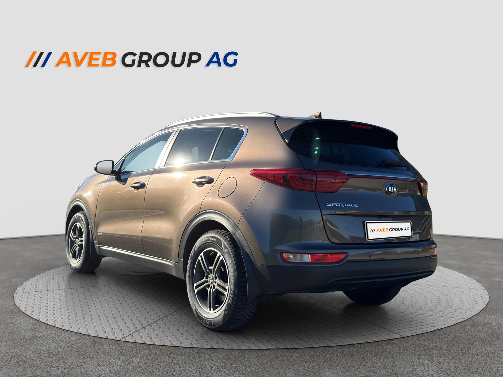 KIA Sportage 2.0CRDi LX 4WD Automat | HERBSTAKTION bis 10.10 đ | Sitzheizung | Tempomat | Navi | AHK-image-3