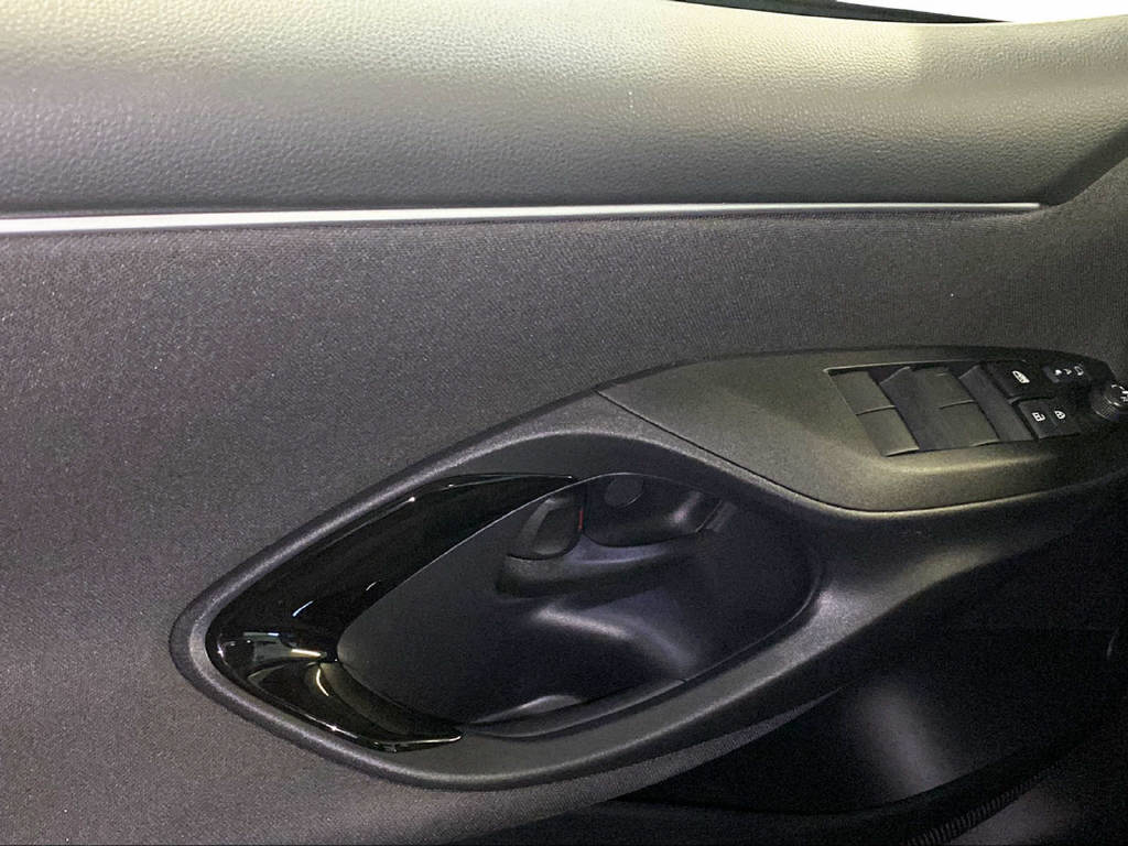 TOYOTA Yaris 1.5 VVT-i HSD Teamplayer-image-14
