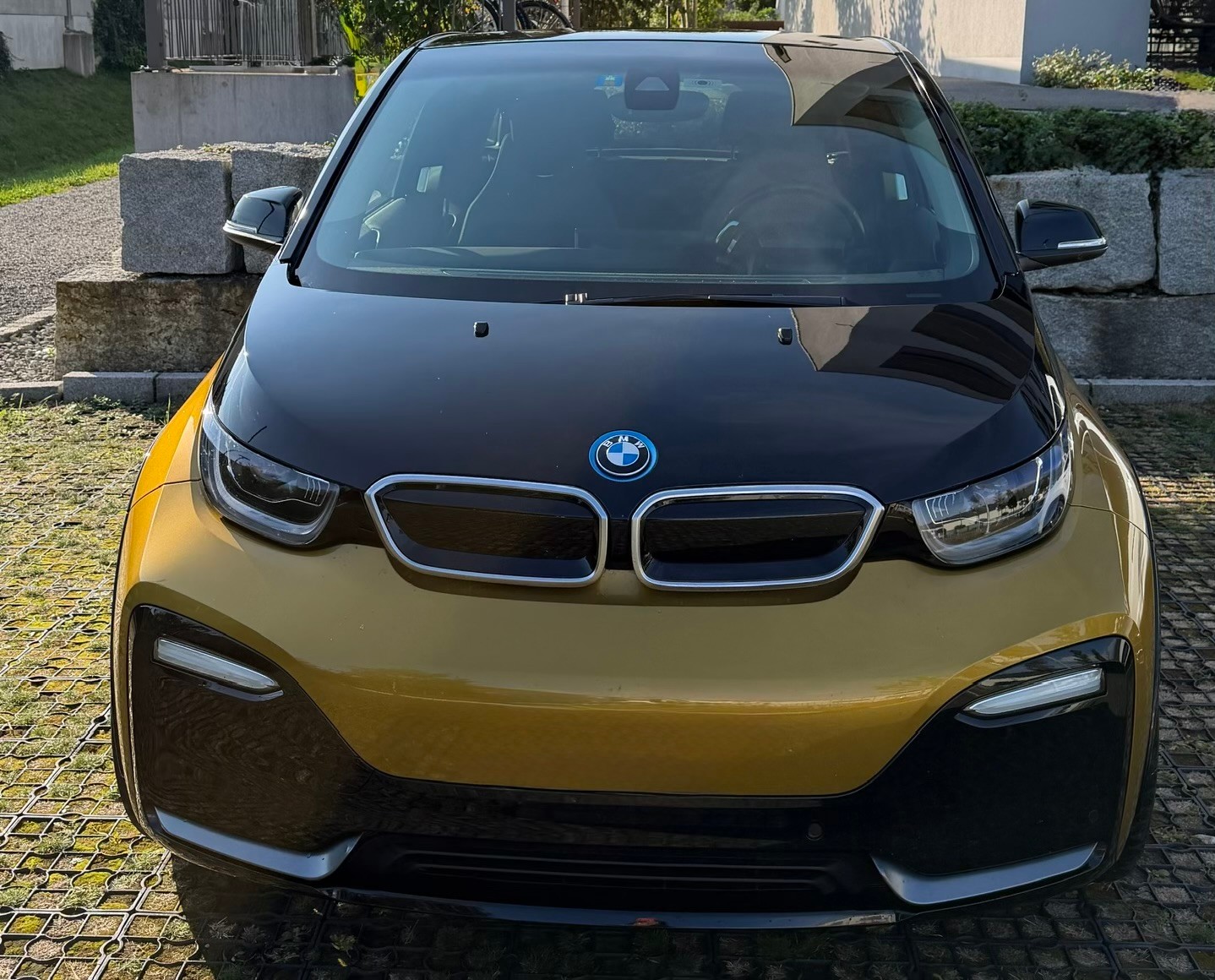 BMW i3s S 120 Ah 100 % elektrisch-image-0