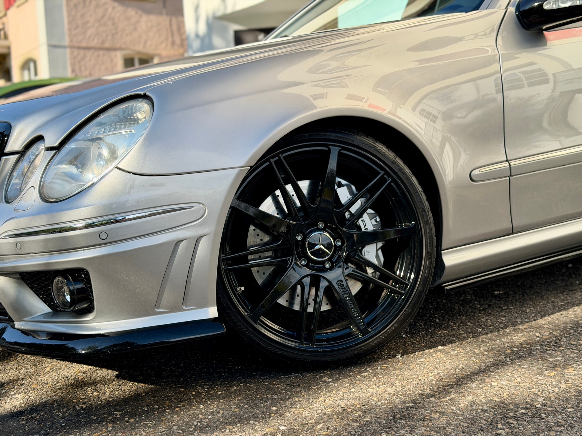 MERCEDES-BENZ E 55 AMG Automatic-showroom-element-1