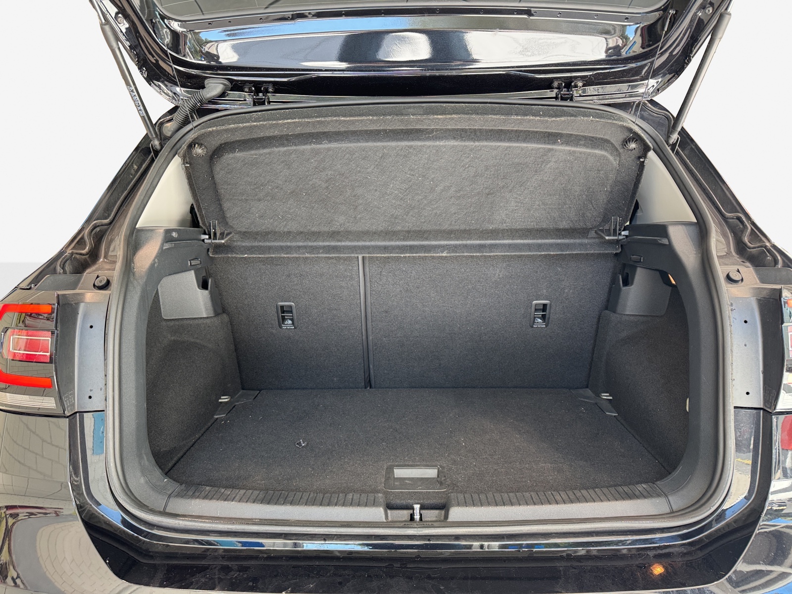 VW T-Cross 1.0 TSI Life Selection DSG-image-11