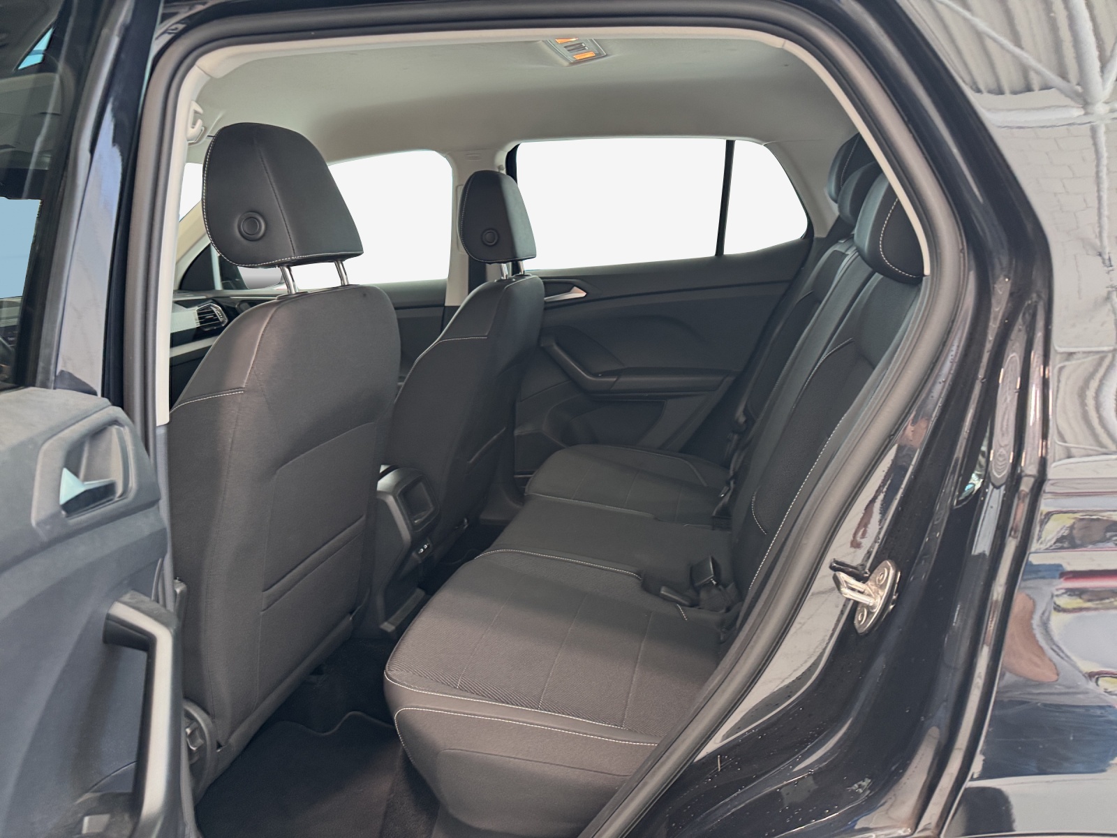 VW T-Cross 1.0 TSI Life Selection DSG-image-10