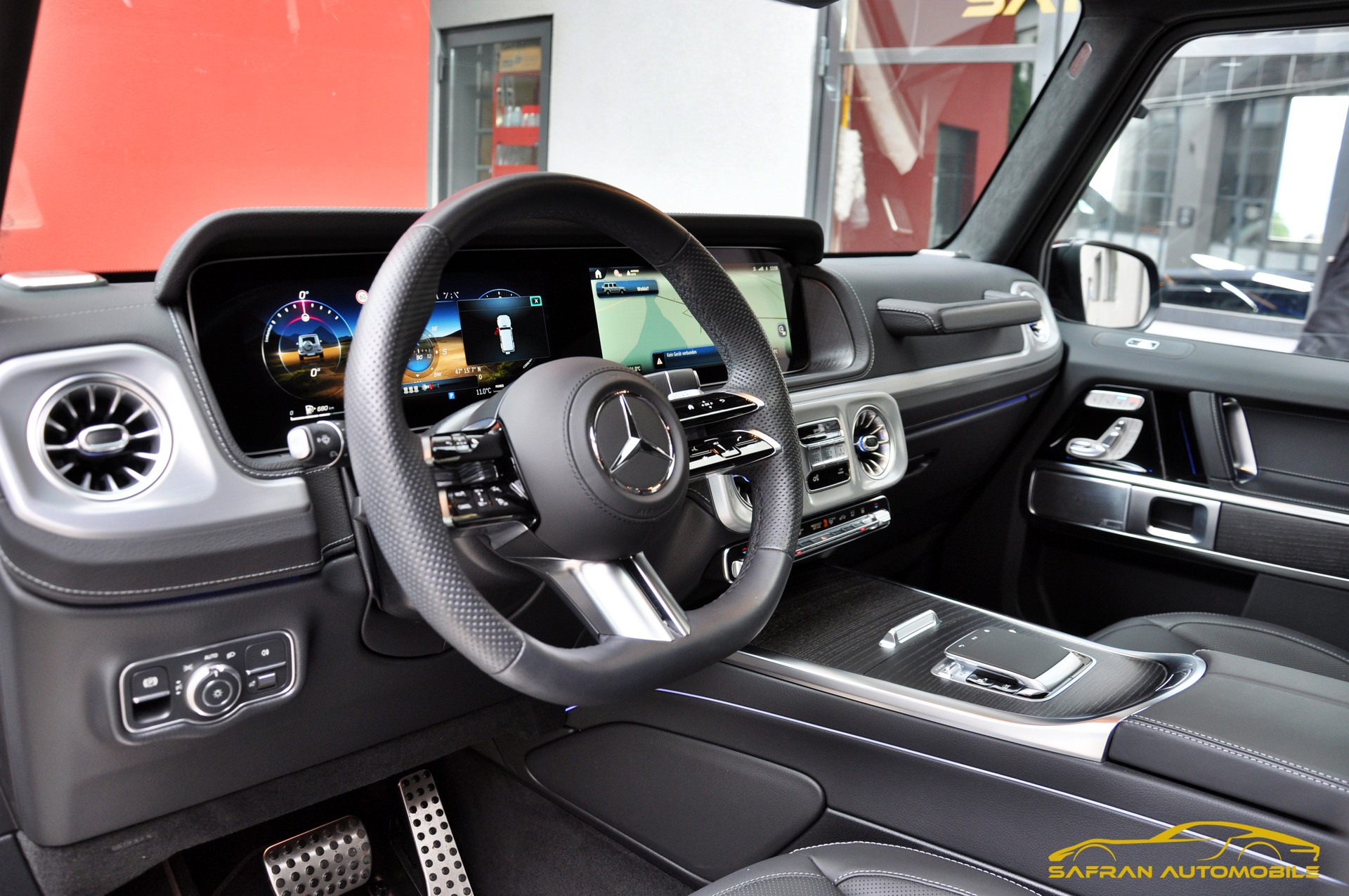 MERCEDES-BENZ G 450d 9G-Tronic-image-7
