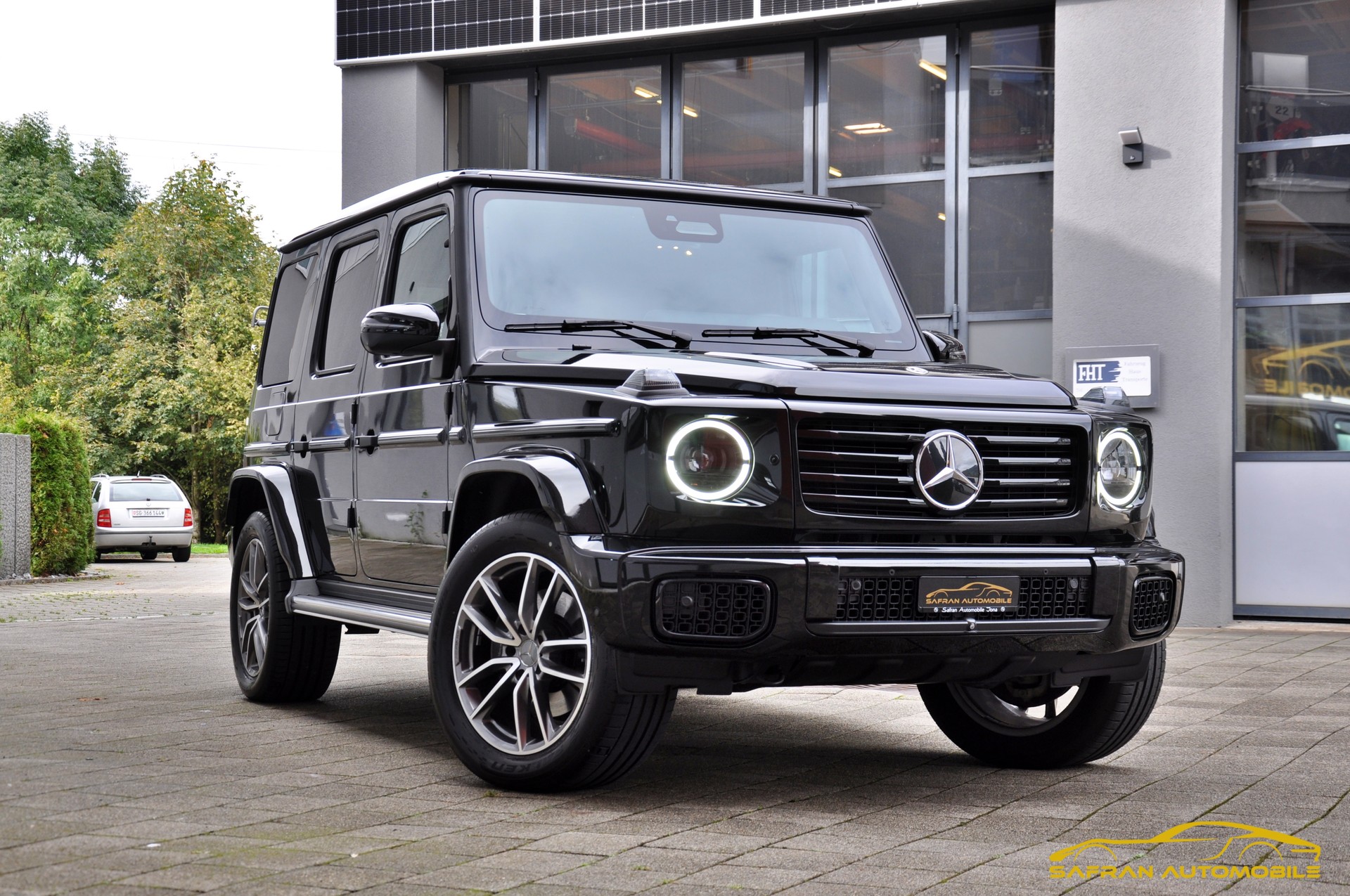 MERCEDES-BENZ G 450d 9G-Tronic-image-2