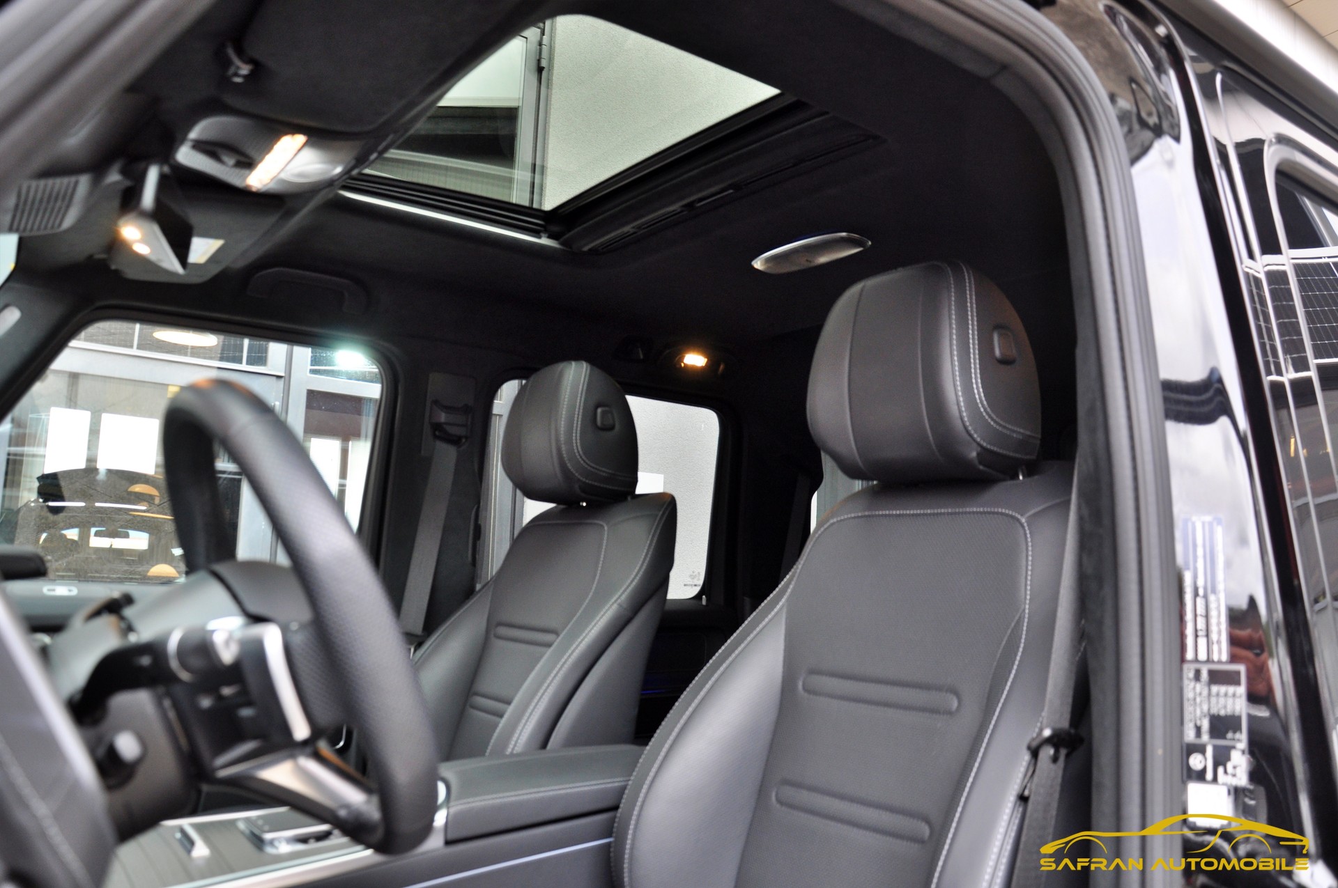 MERCEDES-BENZ G 450d 9G-Tronic-image-9