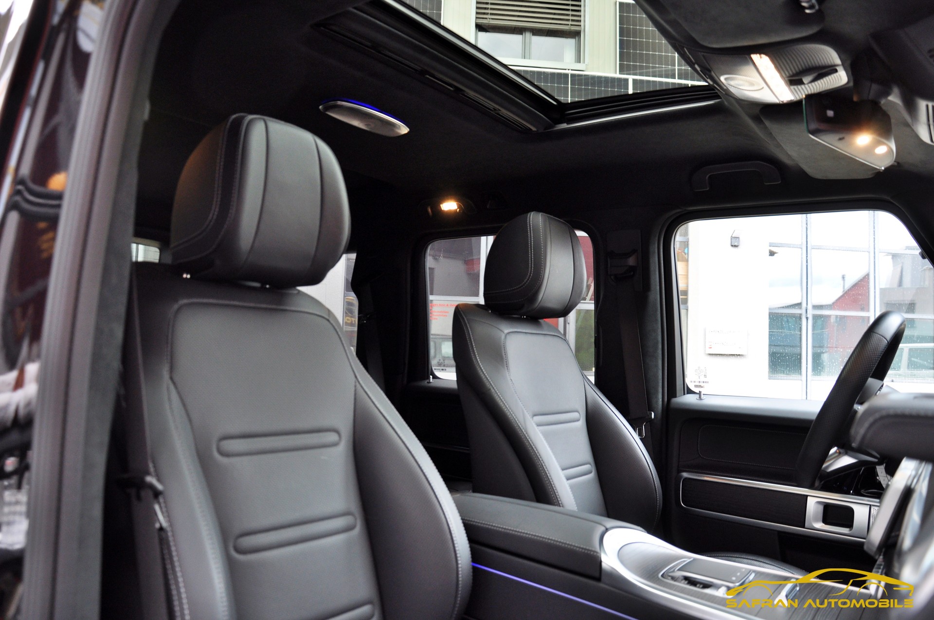 MERCEDES-BENZ G 450d 9G-Tronic-image-8