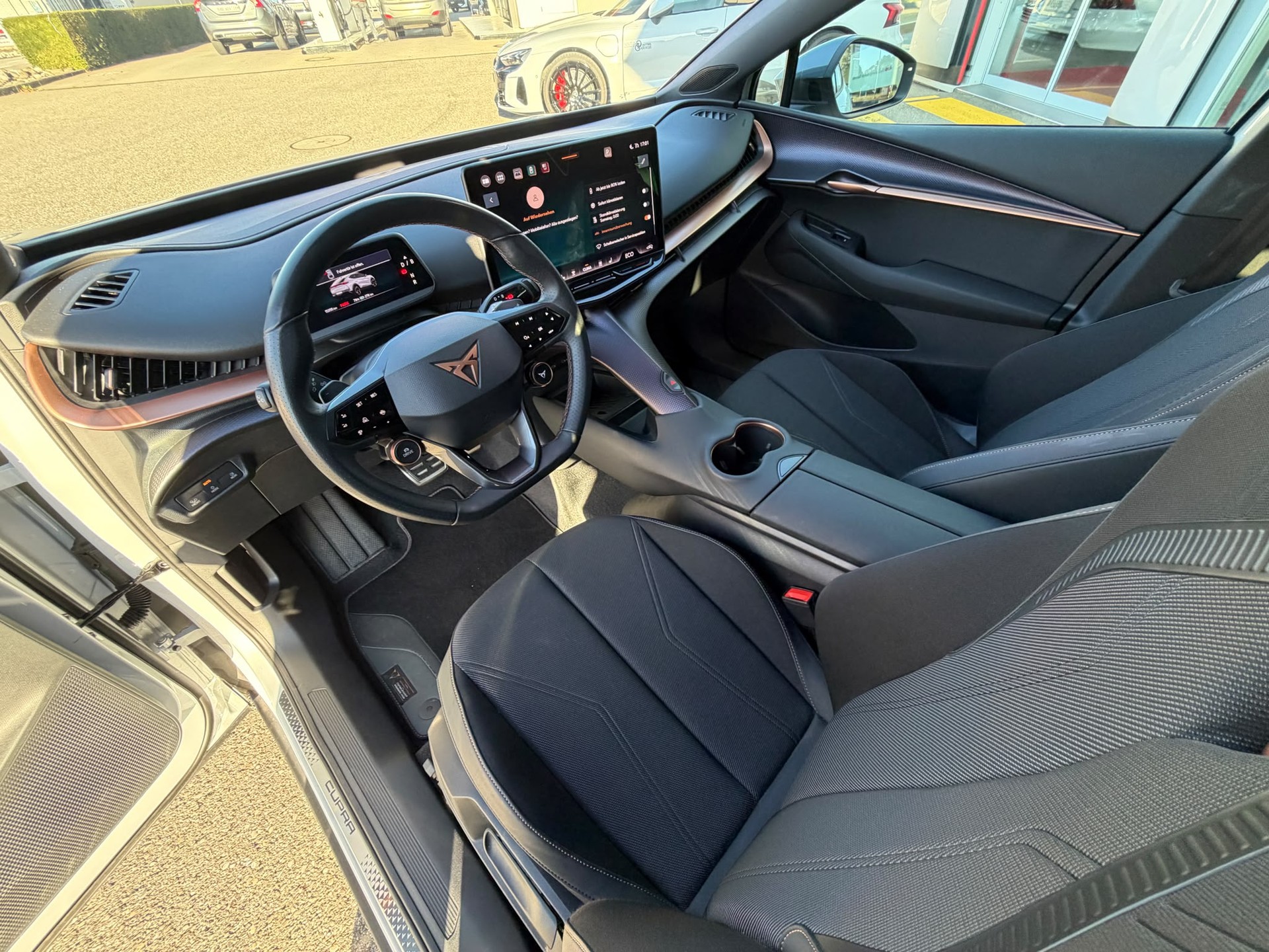 CUPRA Tavascan 77 kWh Edge-image-10
