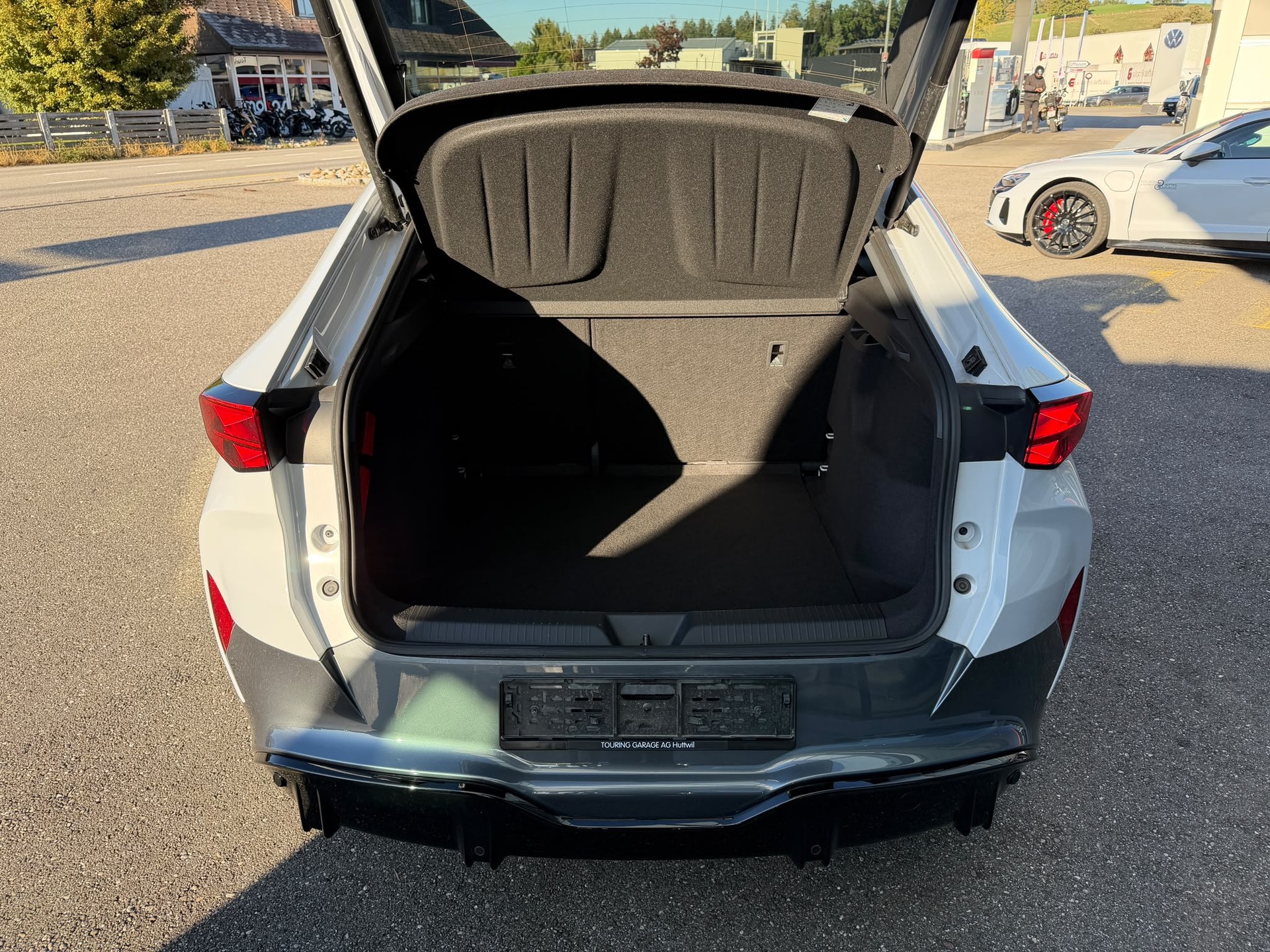 CUPRA Tavascan 77 kWh Edge-image-24