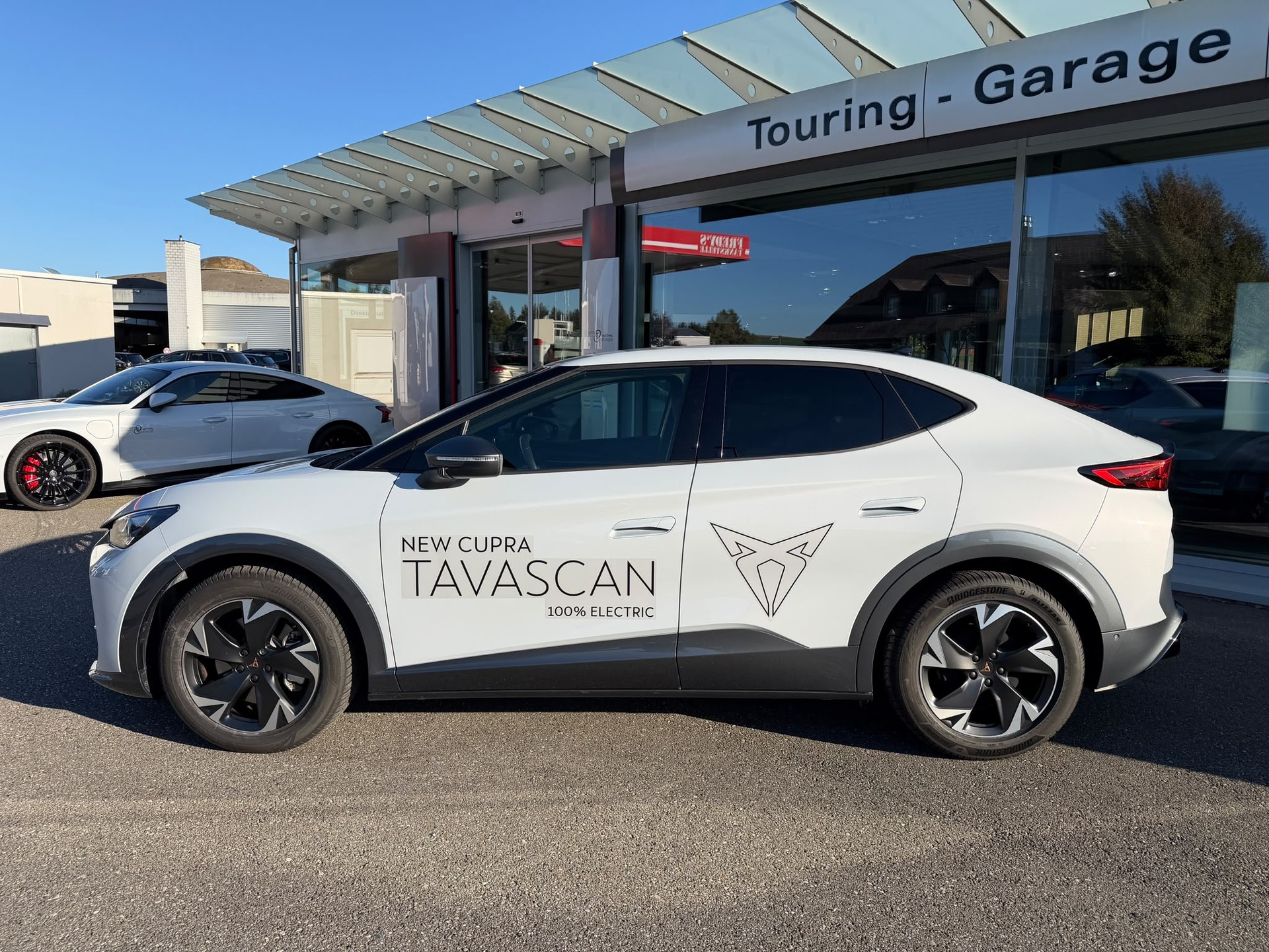 CUPRA Tavascan 77 kWh Edge-showroom-element-1