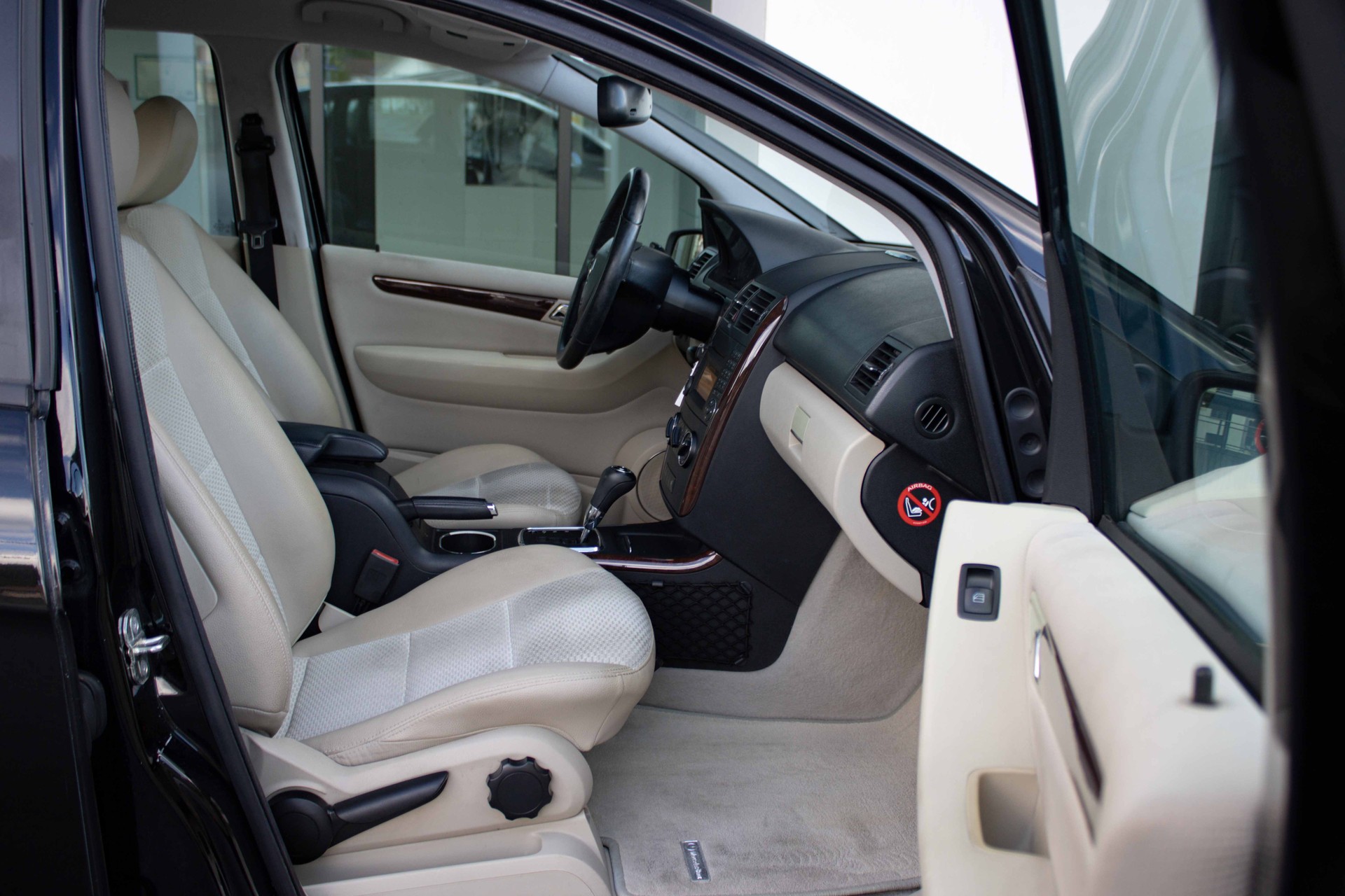 MERCEDES-BENZ A 170 Elégance Edition A-image-14