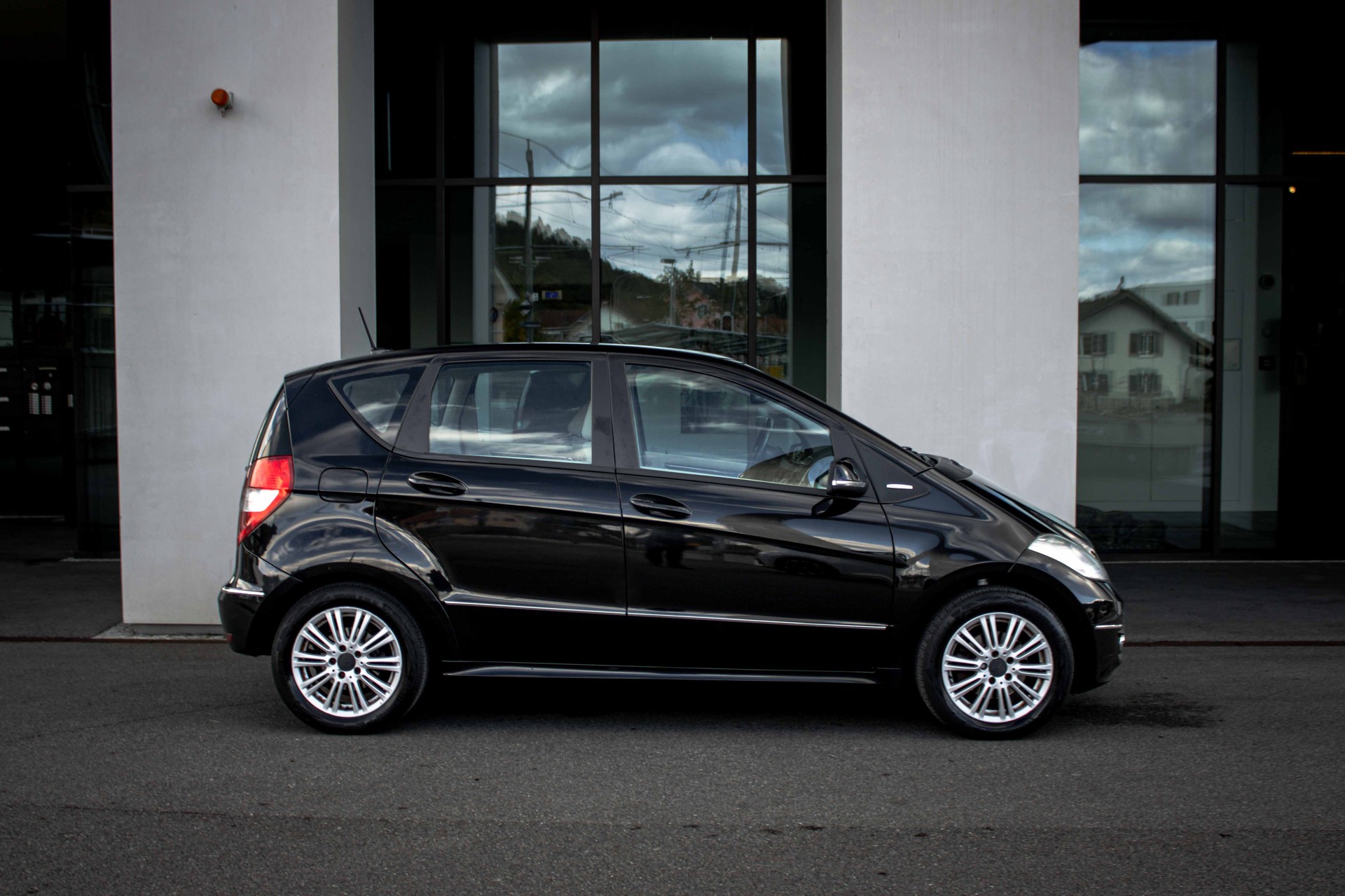 MERCEDES-BENZ A 170 Elégance Edition A-image-5