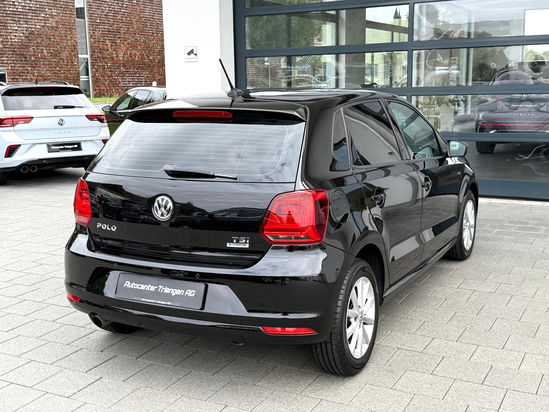 VW Polo 1.2 TSI BMT Lounge DSG-image-10