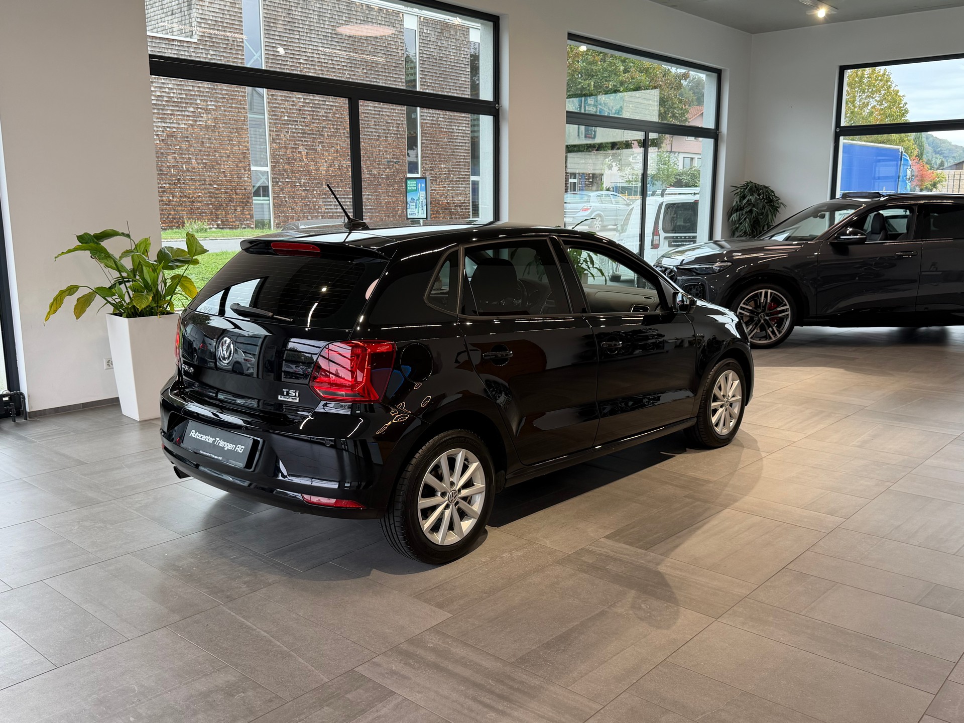 VW Polo 1.2 TSI BMT Lounge DSG-image-21