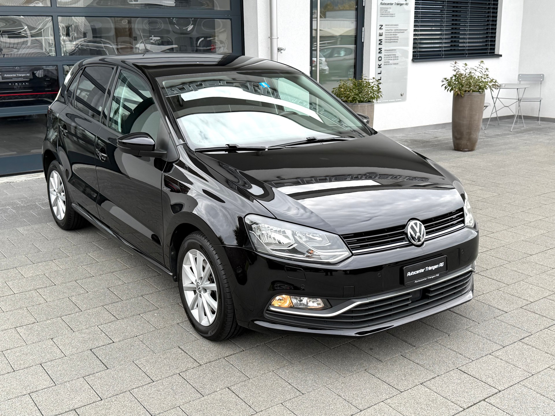 VW Polo 1.2 TSI BMT Lounge DSG-image-3