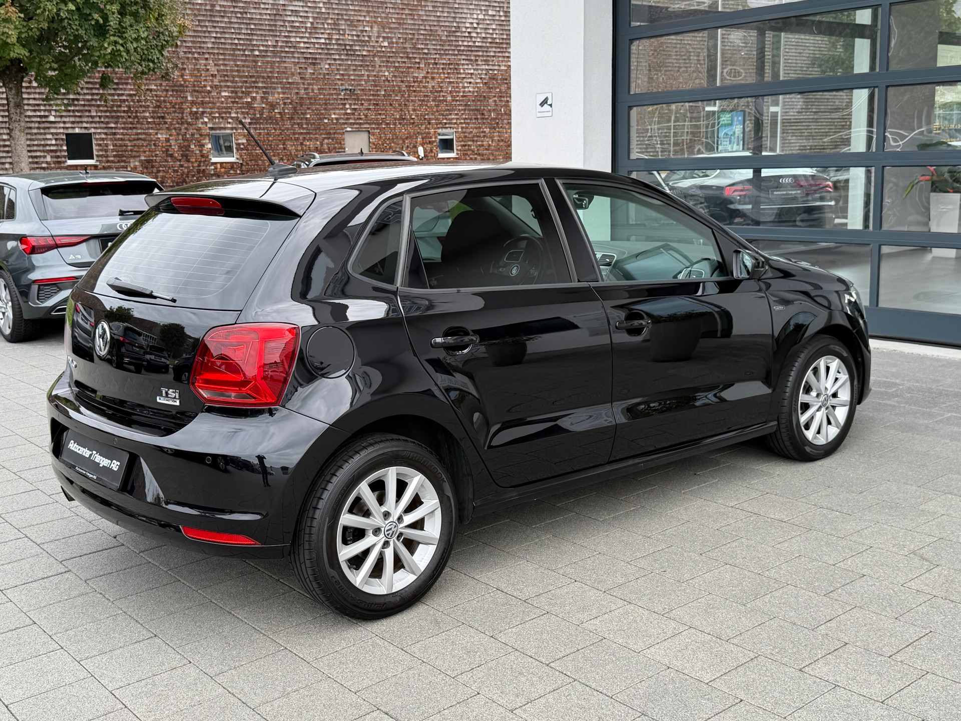 VW Polo 1.2 TSI BMT Lounge DSG-image-9