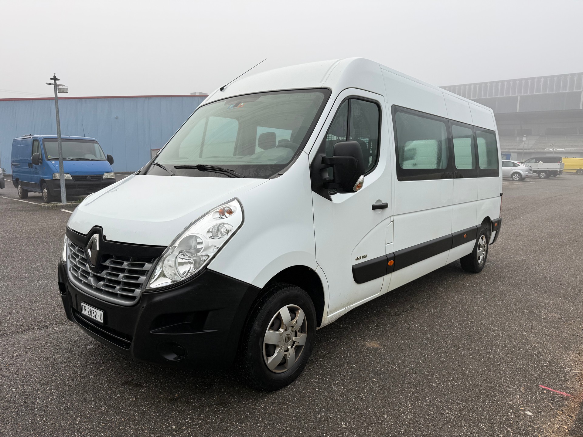 RENAULT Master T35 2.3dCi L3H2-image-0