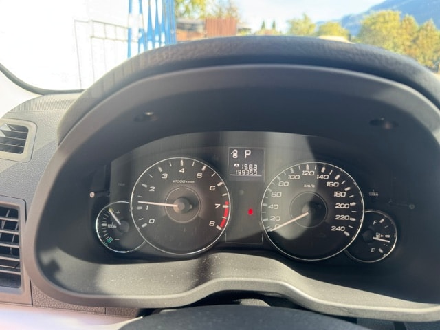 SUBARU Legacy 2.0i Swiss AWD Lineartronic-image-12