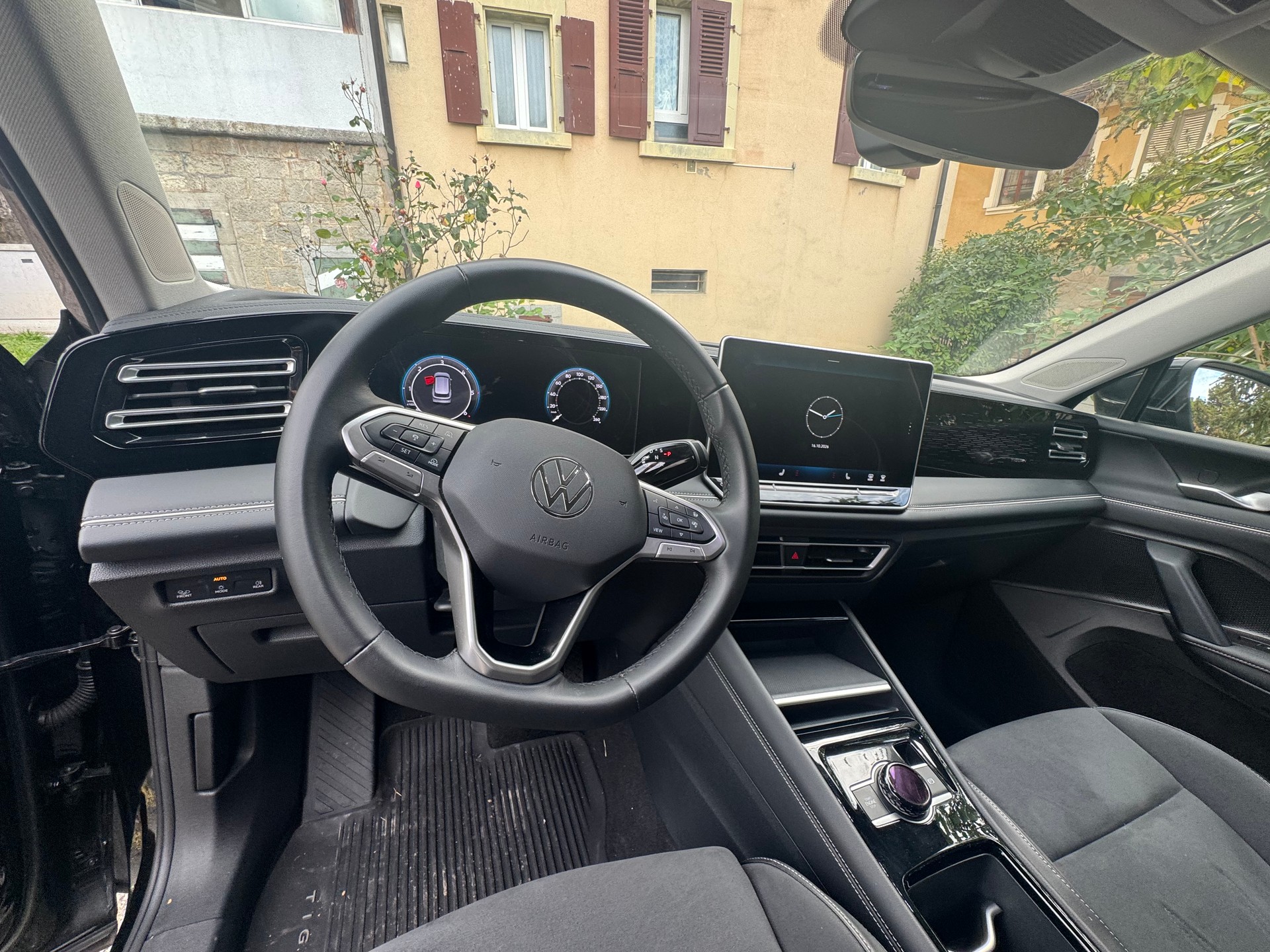 VW TIGUAN-image-2
