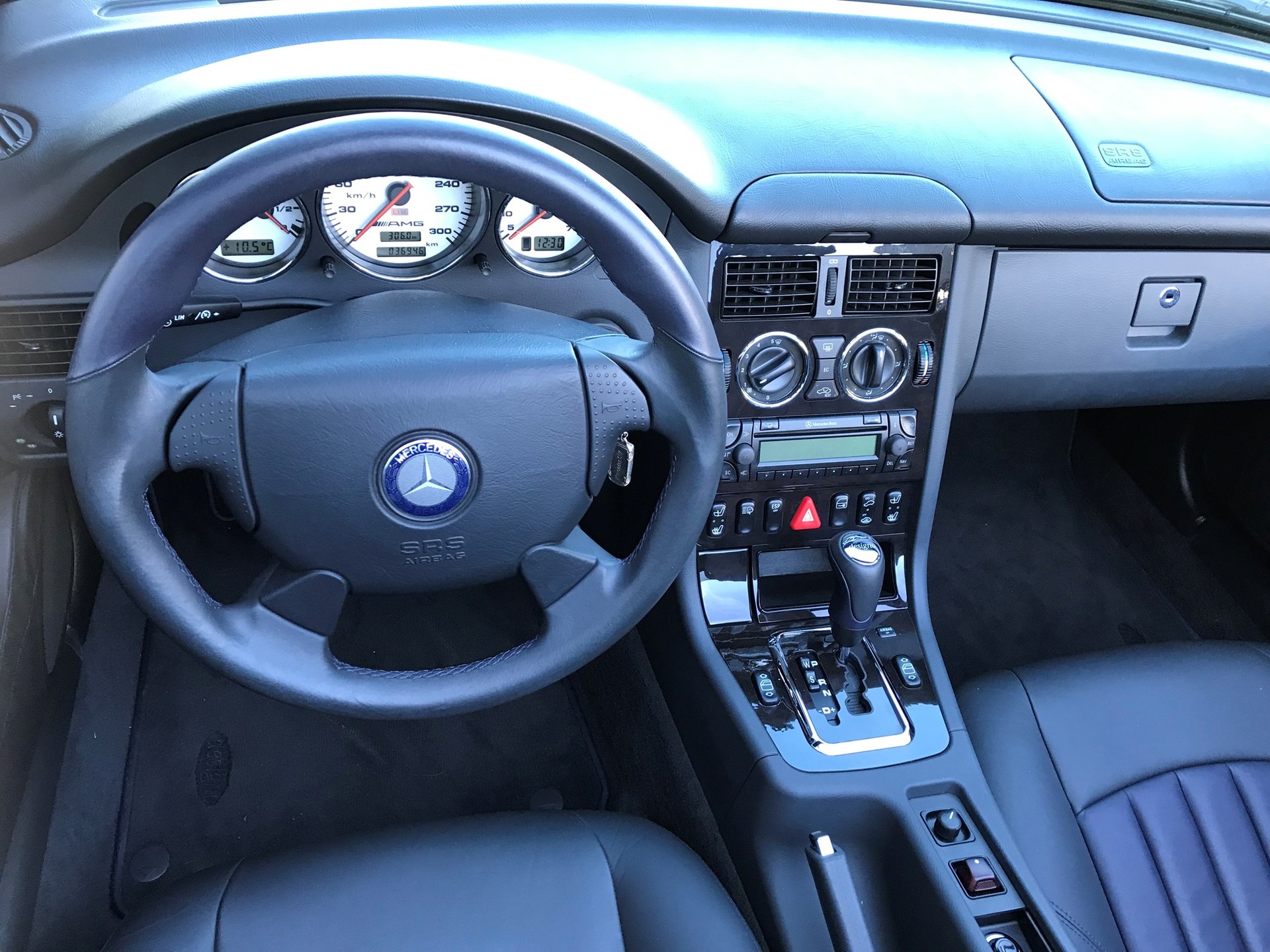 MERCEDES-BENZ SLK 32 AMG Automatic-image-8