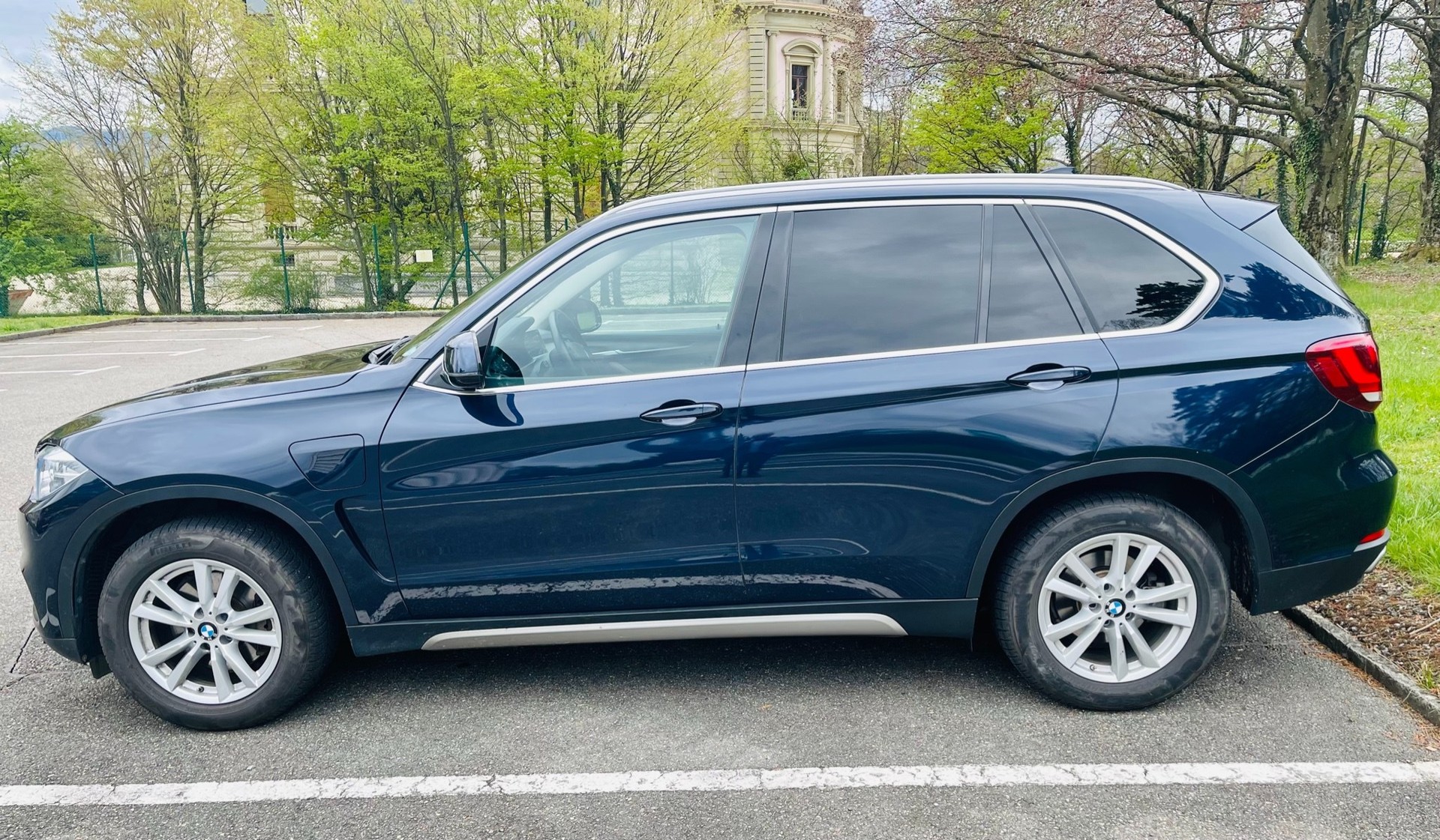 BMW X5 xDrive 40e iPerformance Steptronic-image-3