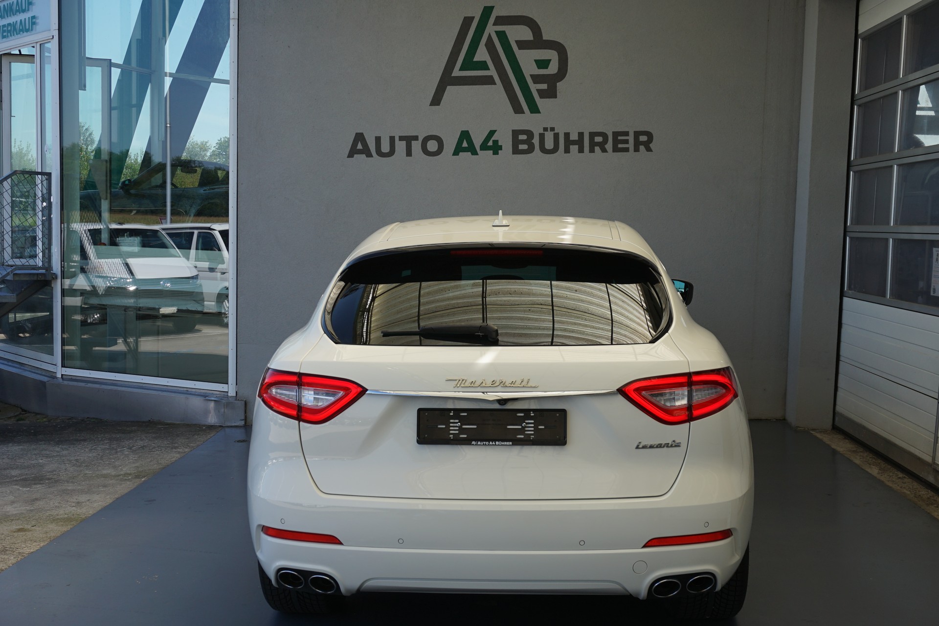 MASERATI Levante D 3.0 V6 275 PS 4WD mit erst 25`000km !!-image-9