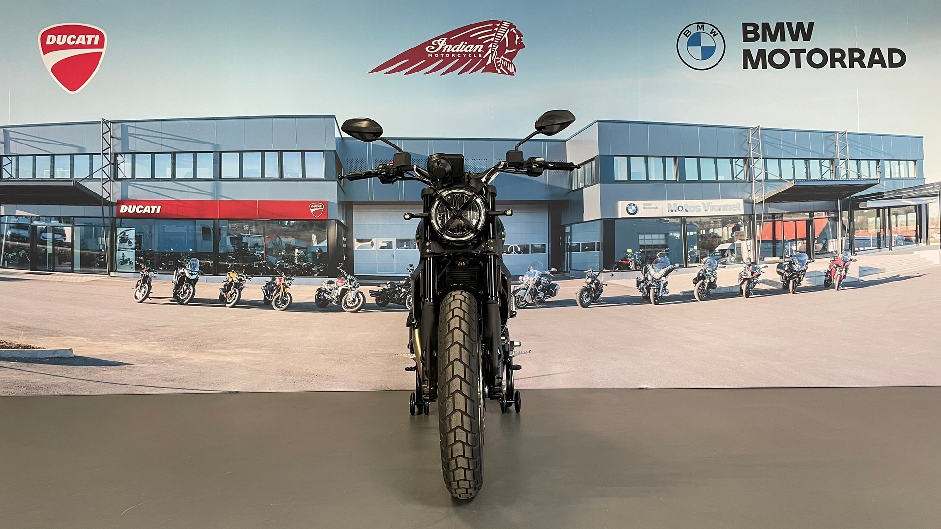 DUCATI Scrambler 803 Full Throttle-showroom-element-1